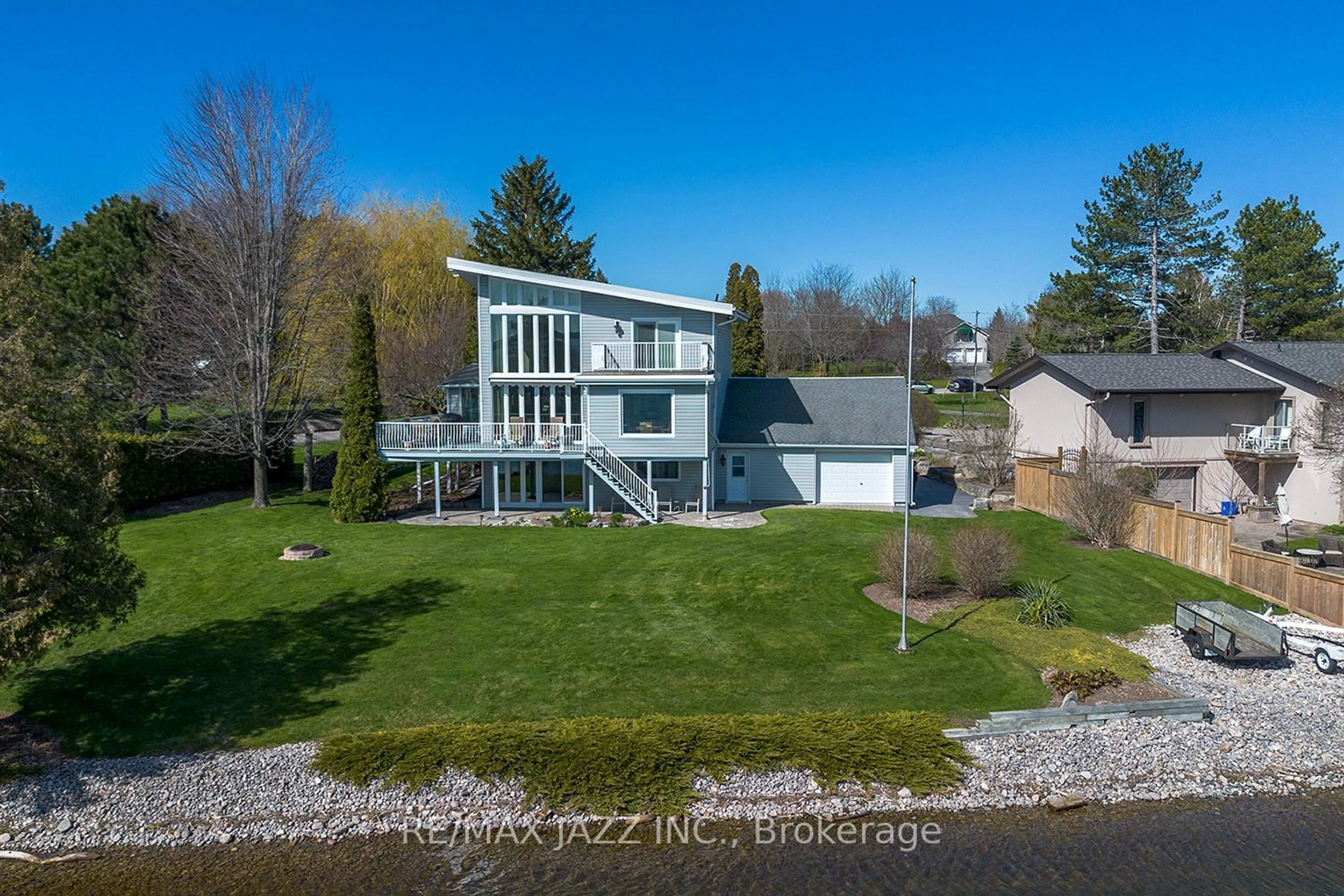 Frontside or backside of a home for 273 Stephenson Point Rd, Scugog Ontario L9L 1B4