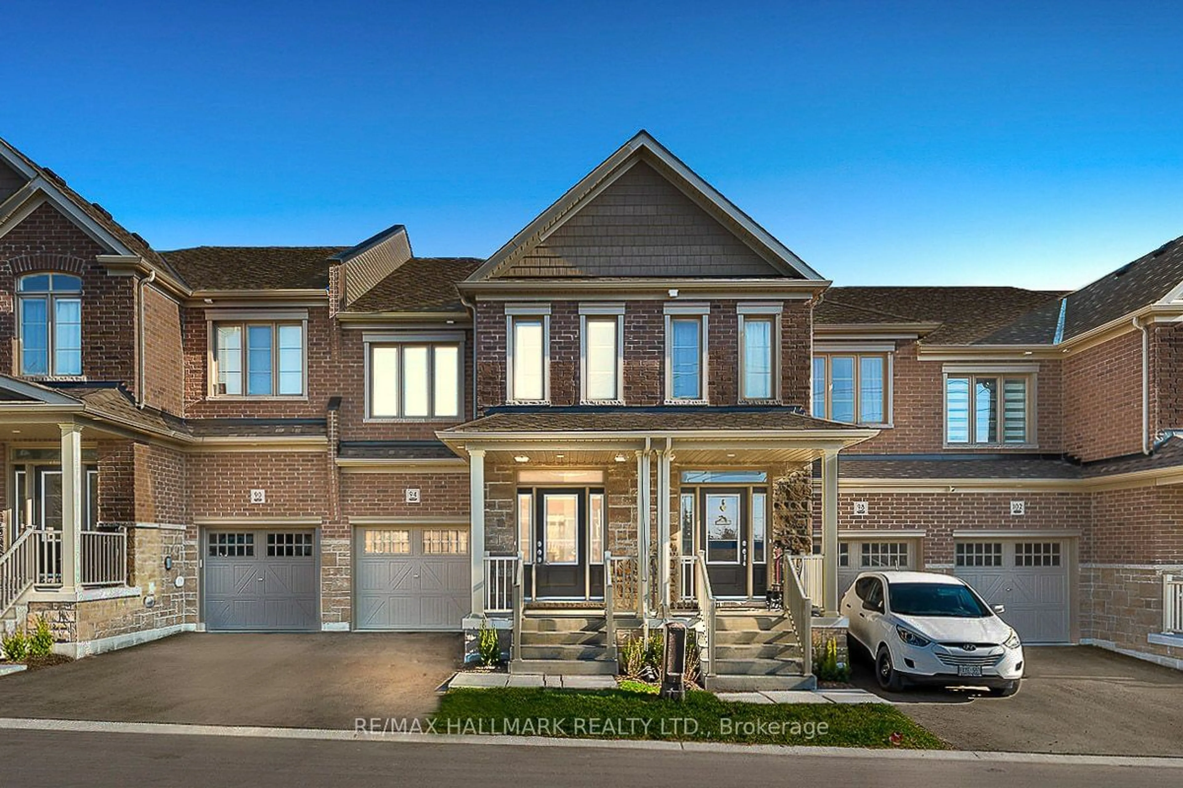 A pic from exterior of the house or condo for 94 Shand Lane, Scugog Ontario L9L 0C7