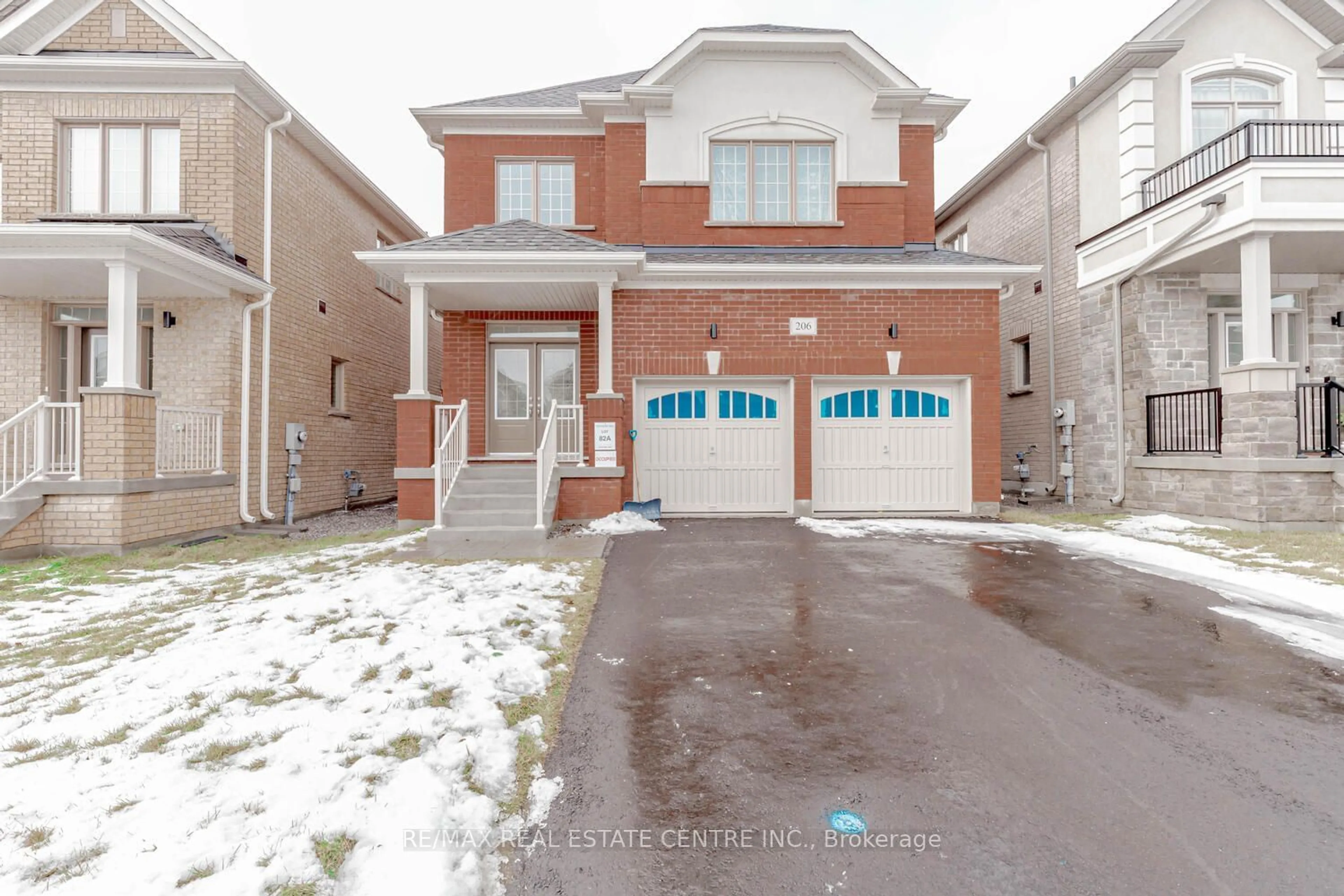 Frontside or backside of a home for 206 Doug Finney St, Oshawa Ontario L1K 3G3