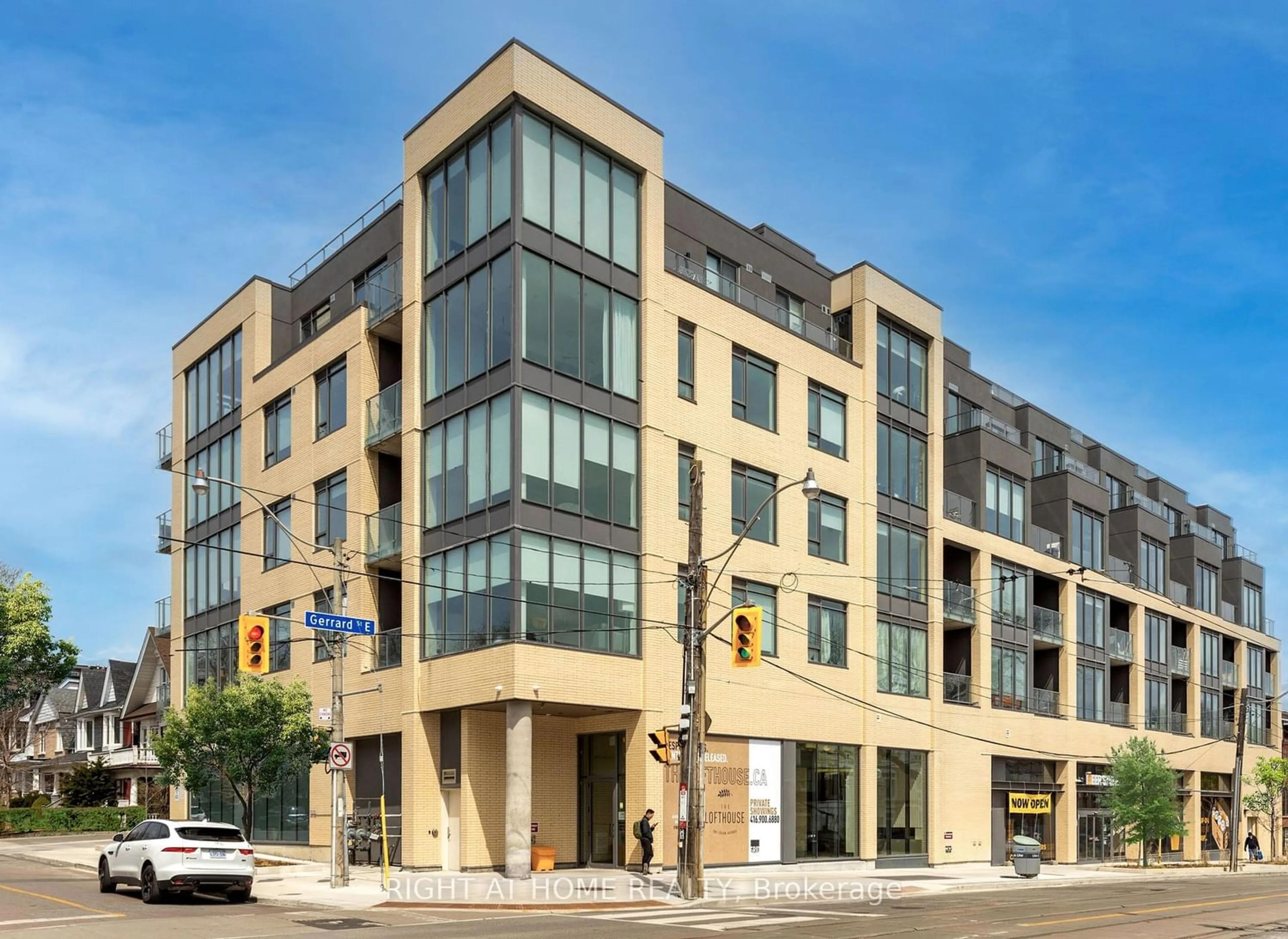 A pic from exterior of the house or condo for 495 Logan Ave #205, Toronto Ontario M4K 3B2