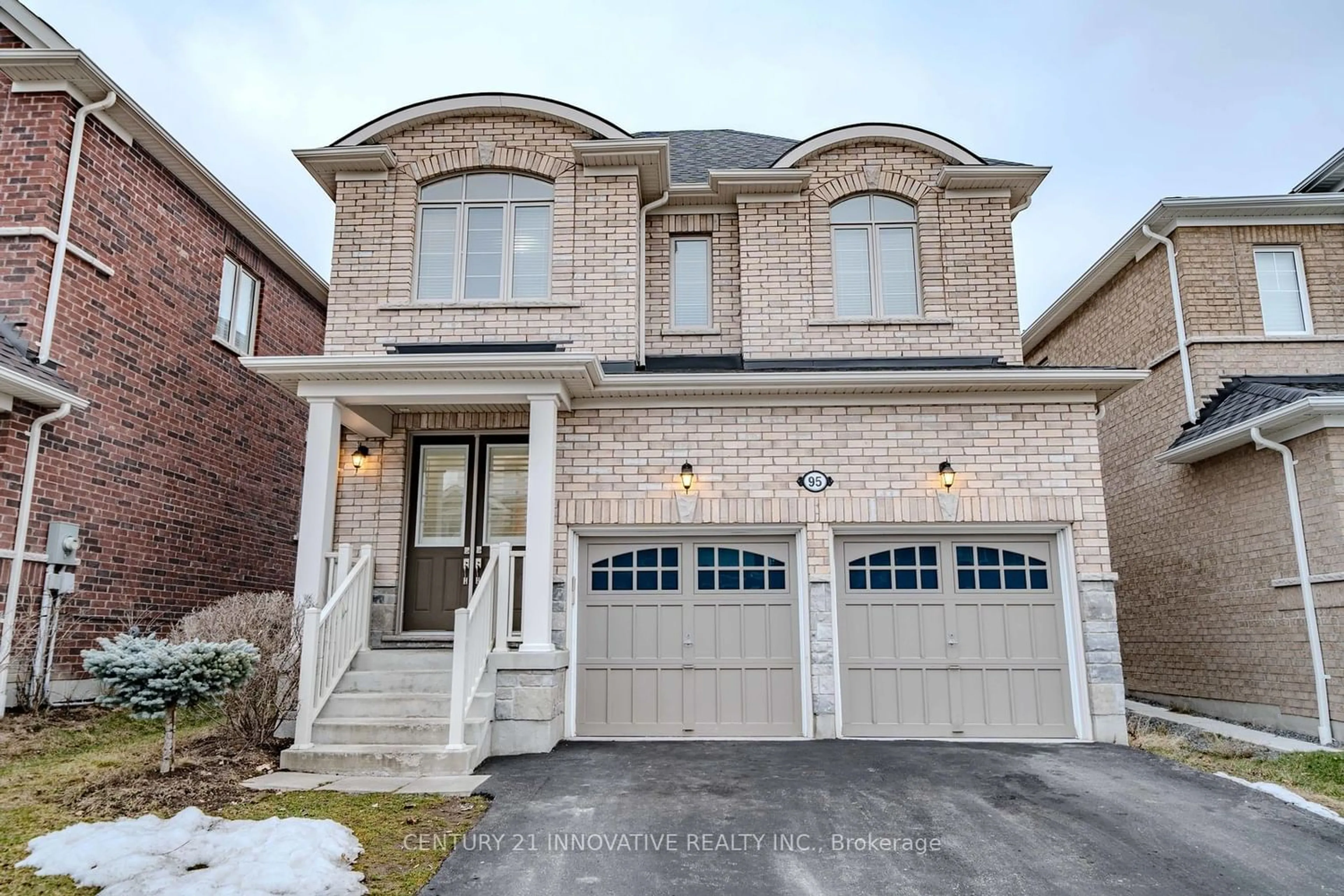 Home with brick exterior material for 95 Bridlewood Blvd, Whitby Ontario L1R 0N2