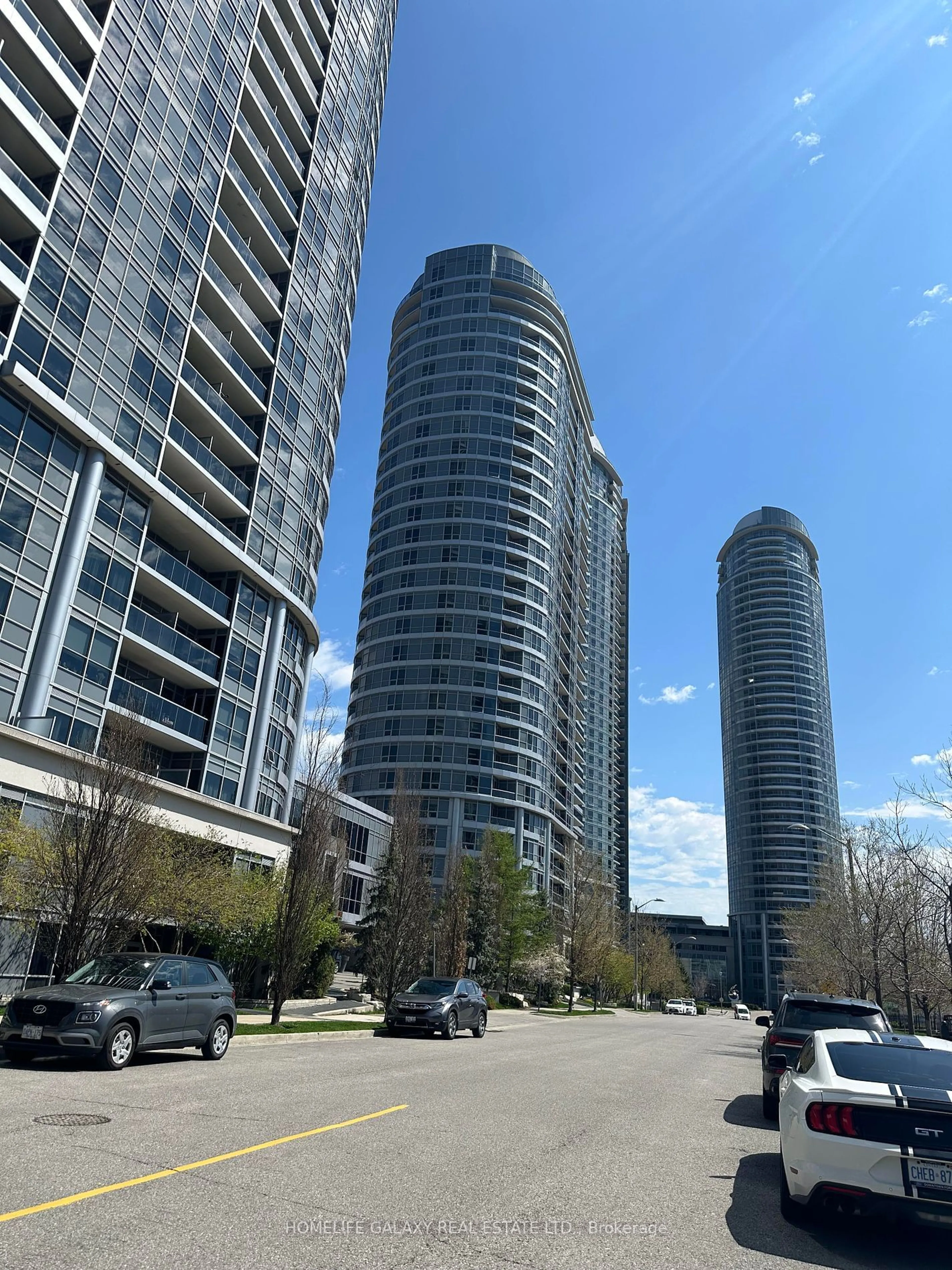 A pic from exterior of the house or condo for 151 Village Green Sq #2303, Toronto Ontario M1S 0K5