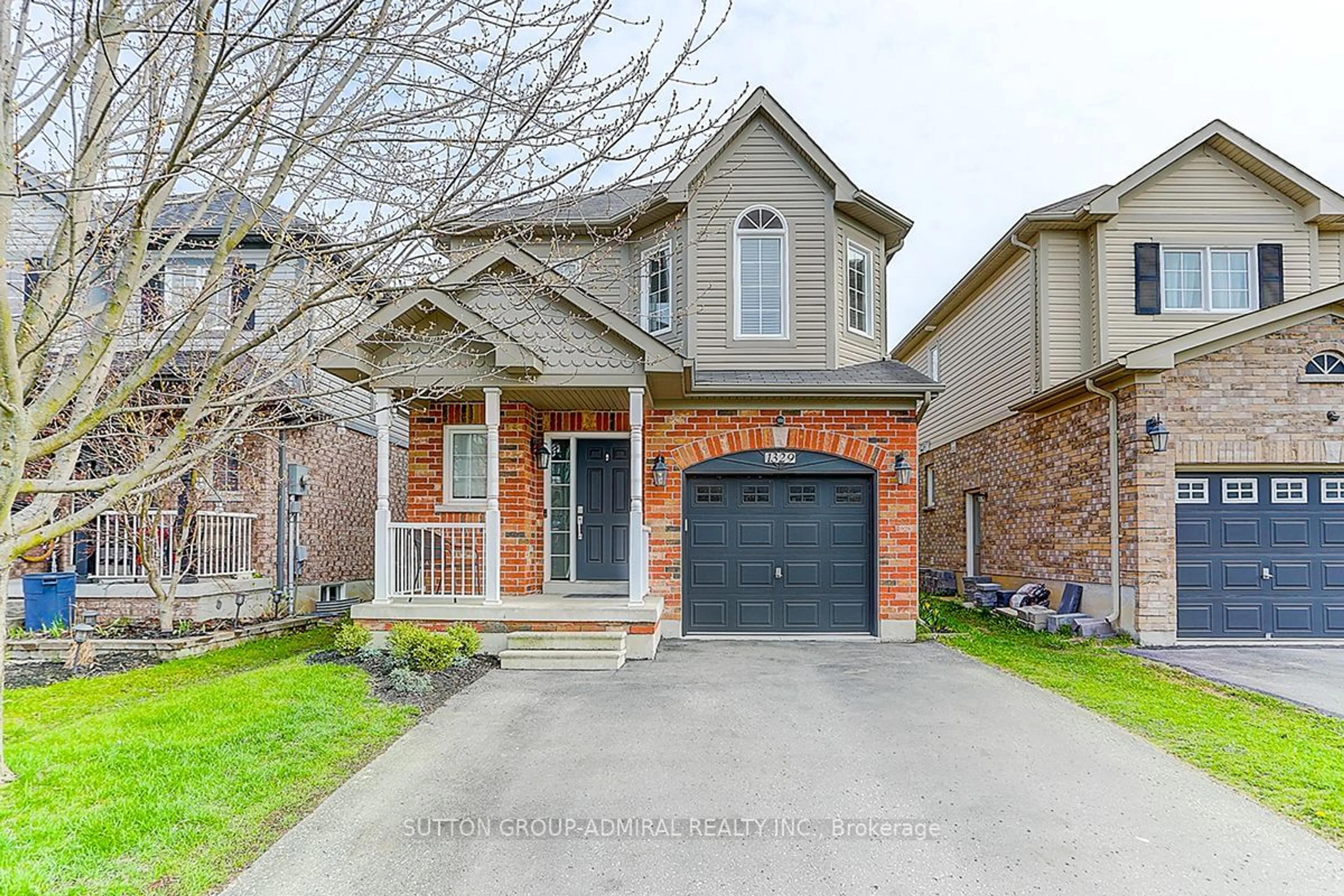 Frontside or backside of a home for 1329 Wadebridge Cres, Oshawa Ontario L1K 3B2