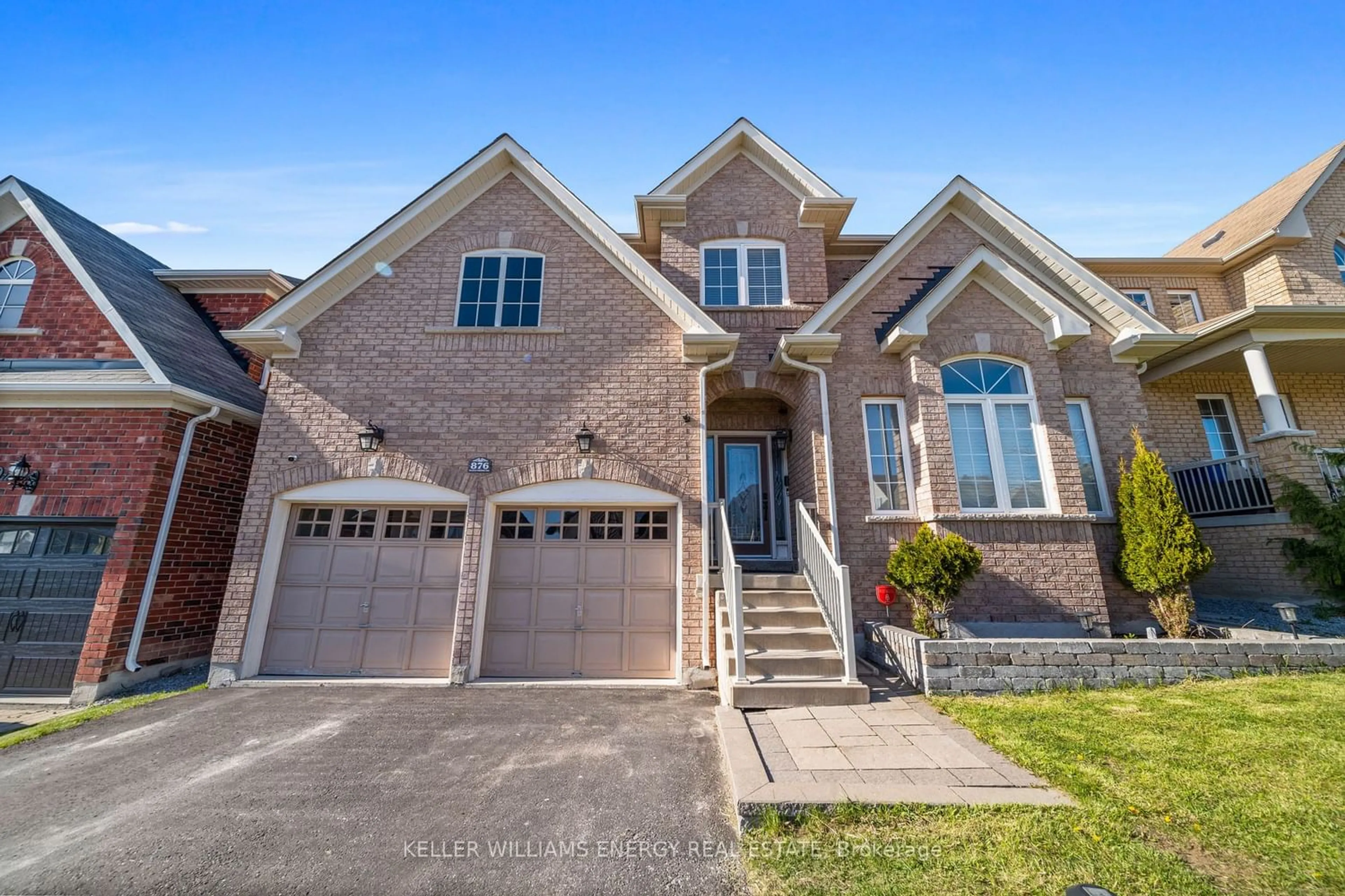 Home with brick exterior material for 876 Black Cherry Dr, Oshawa Ontario L1K 0P5