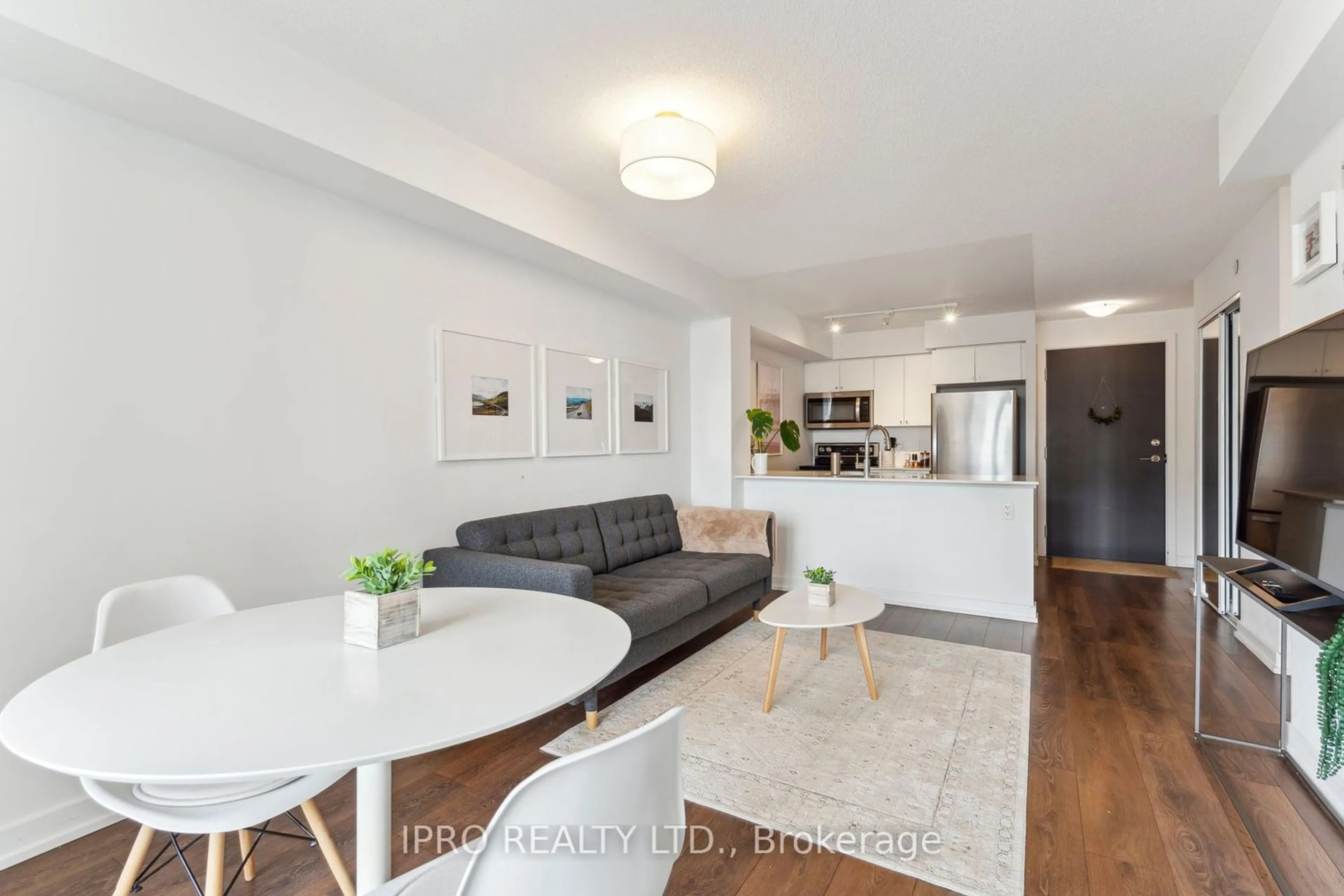 Living room for 8 Trent Ave #702, Toronto Ontario M4C 0A6