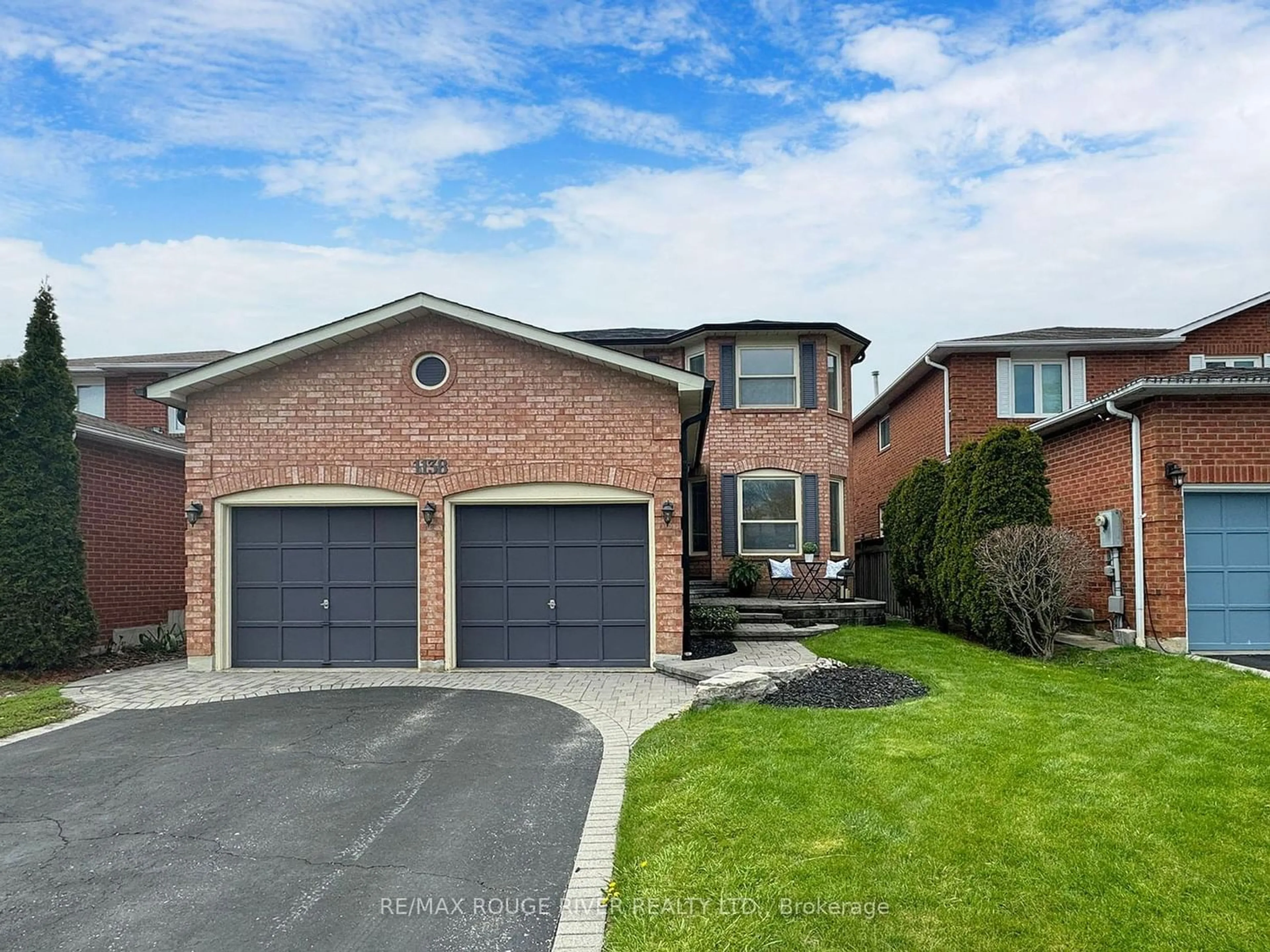 Frontside or backside of a home for 1138 Ridgewood Crt, Pickering Ontario L1V 6M1