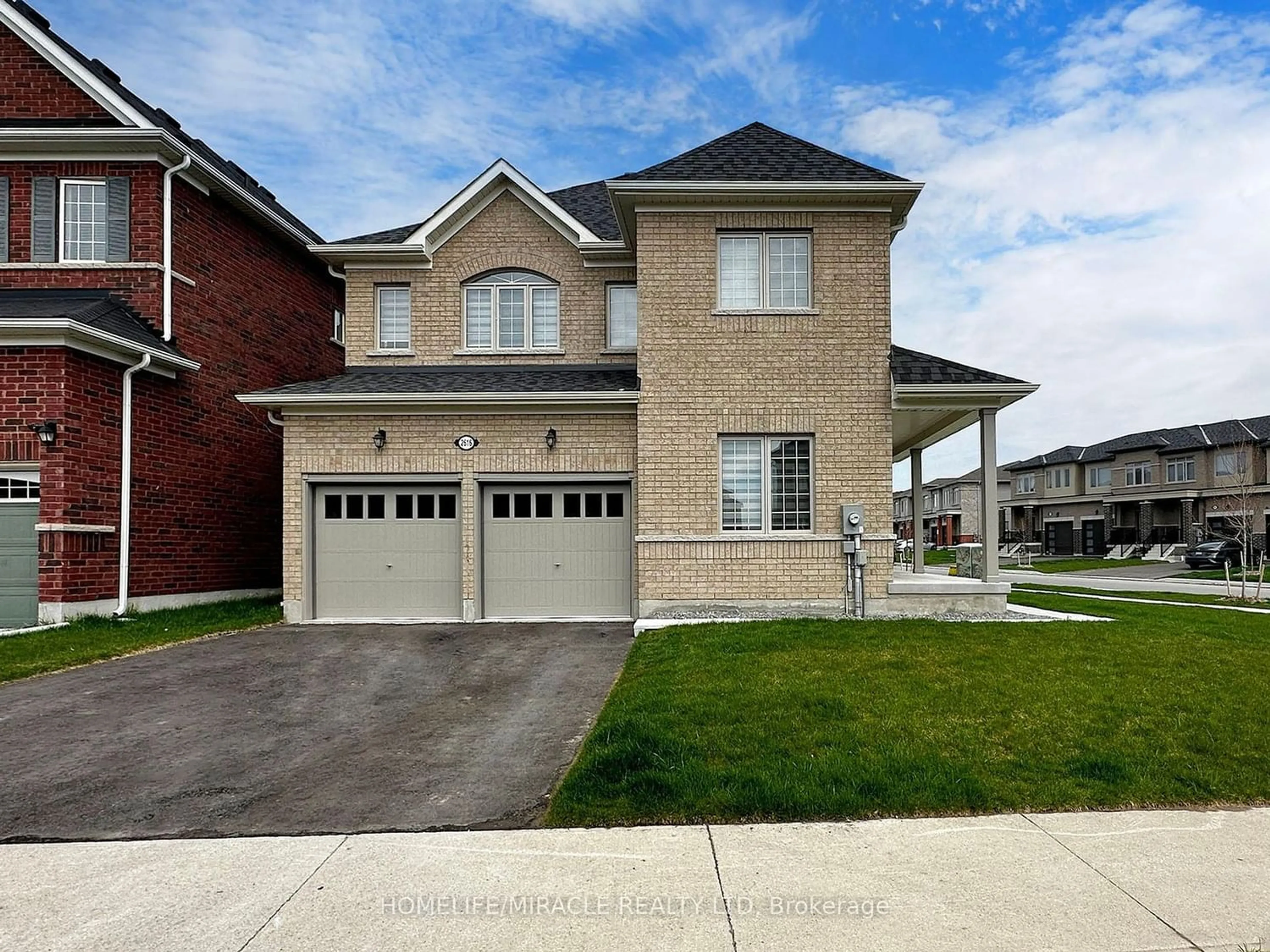 Frontside or backside of a home for 2616 Standardbred Dr, Oshawa Ontario L1L 0H8