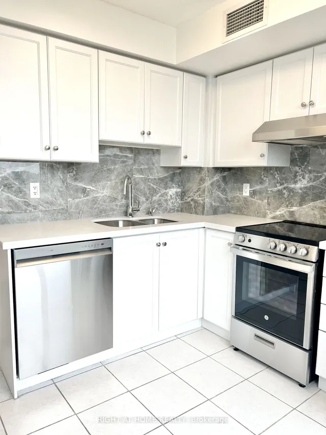 Additional property image - 2800 Warden Ave Unit 1004