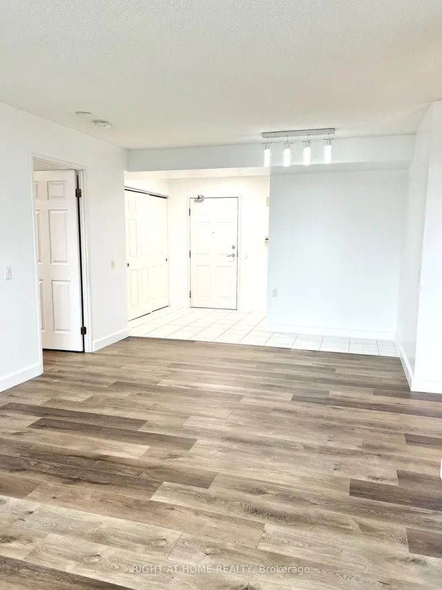 Additional property image - 2800 Warden Ave Unit 1004