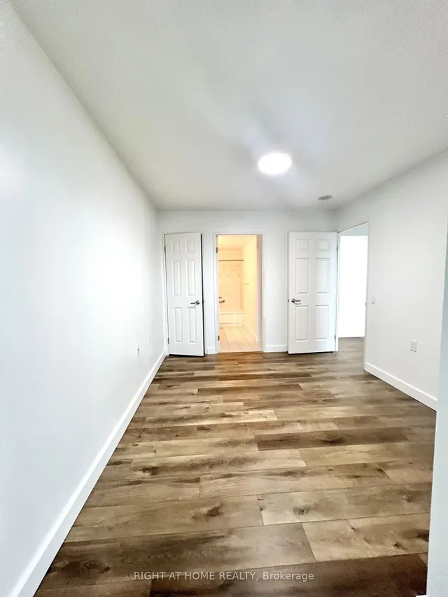 Additional property image - 2800 Warden Ave Unit 1004