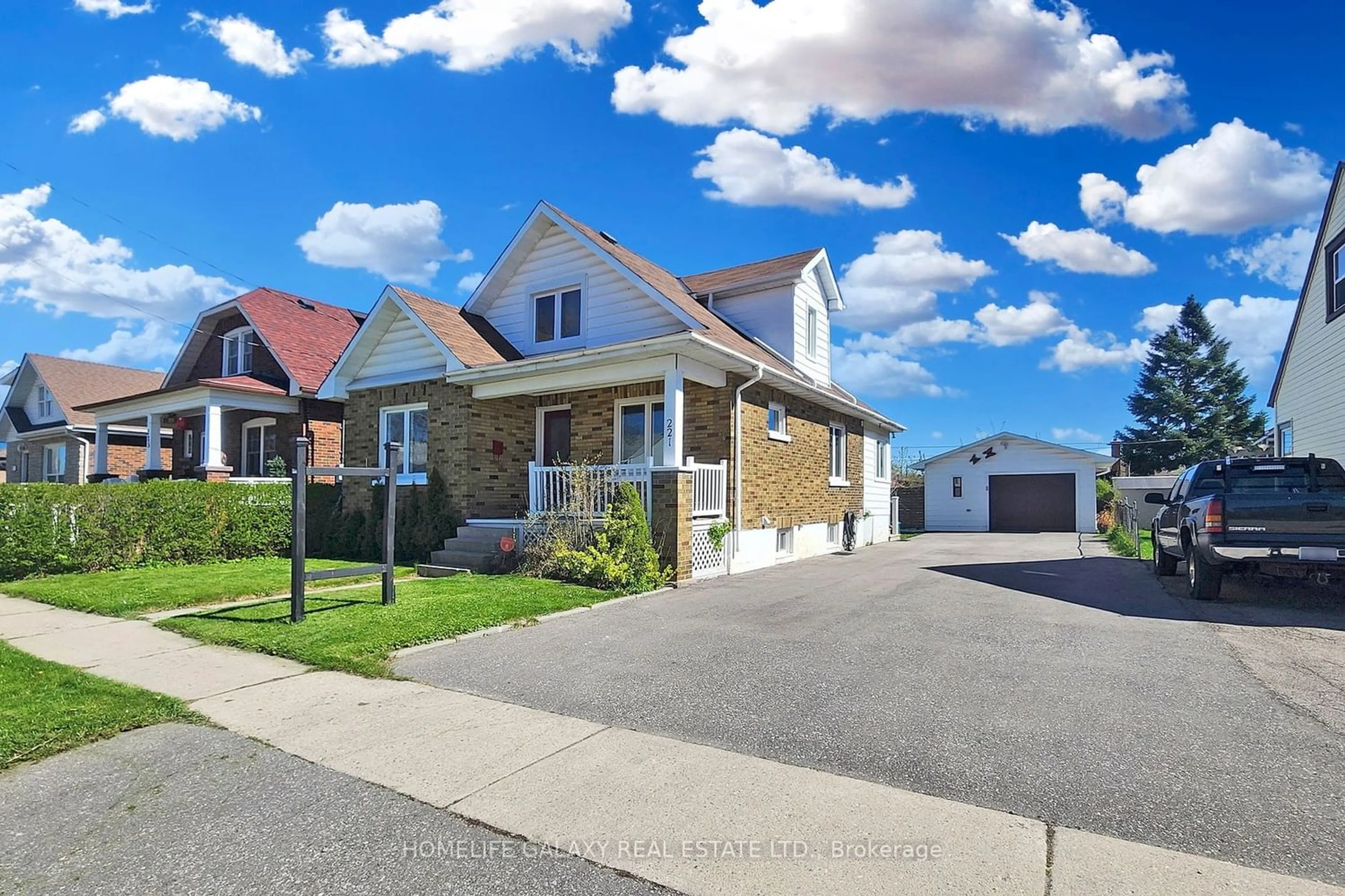 Frontside or backside of a home for 221 Mitchell Ave, Oshawa Ontario L1H 2V7