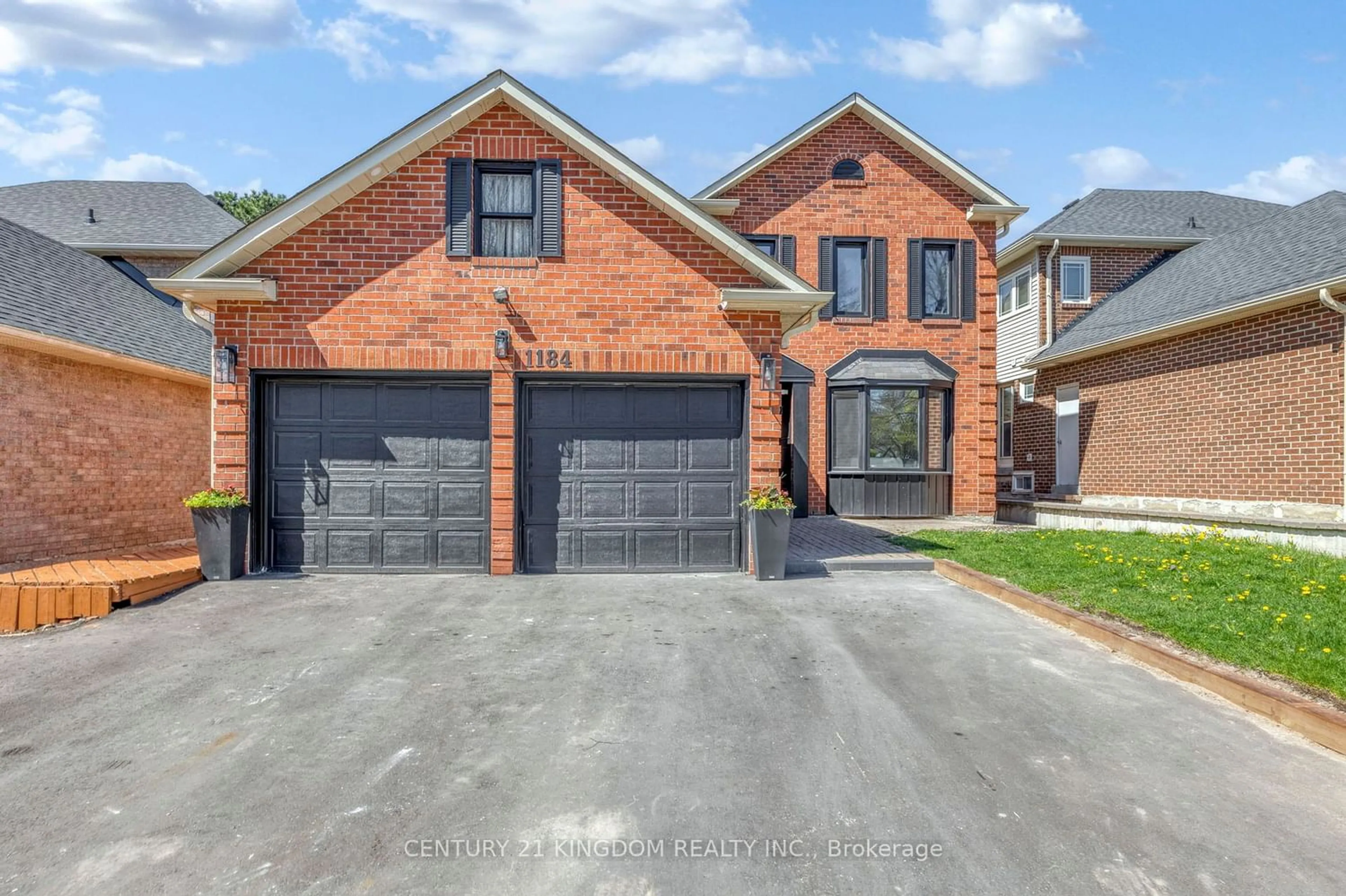 Home with brick exterior material for 1184 Pebblestone Cres, Pickering Ontario L1X 1A7