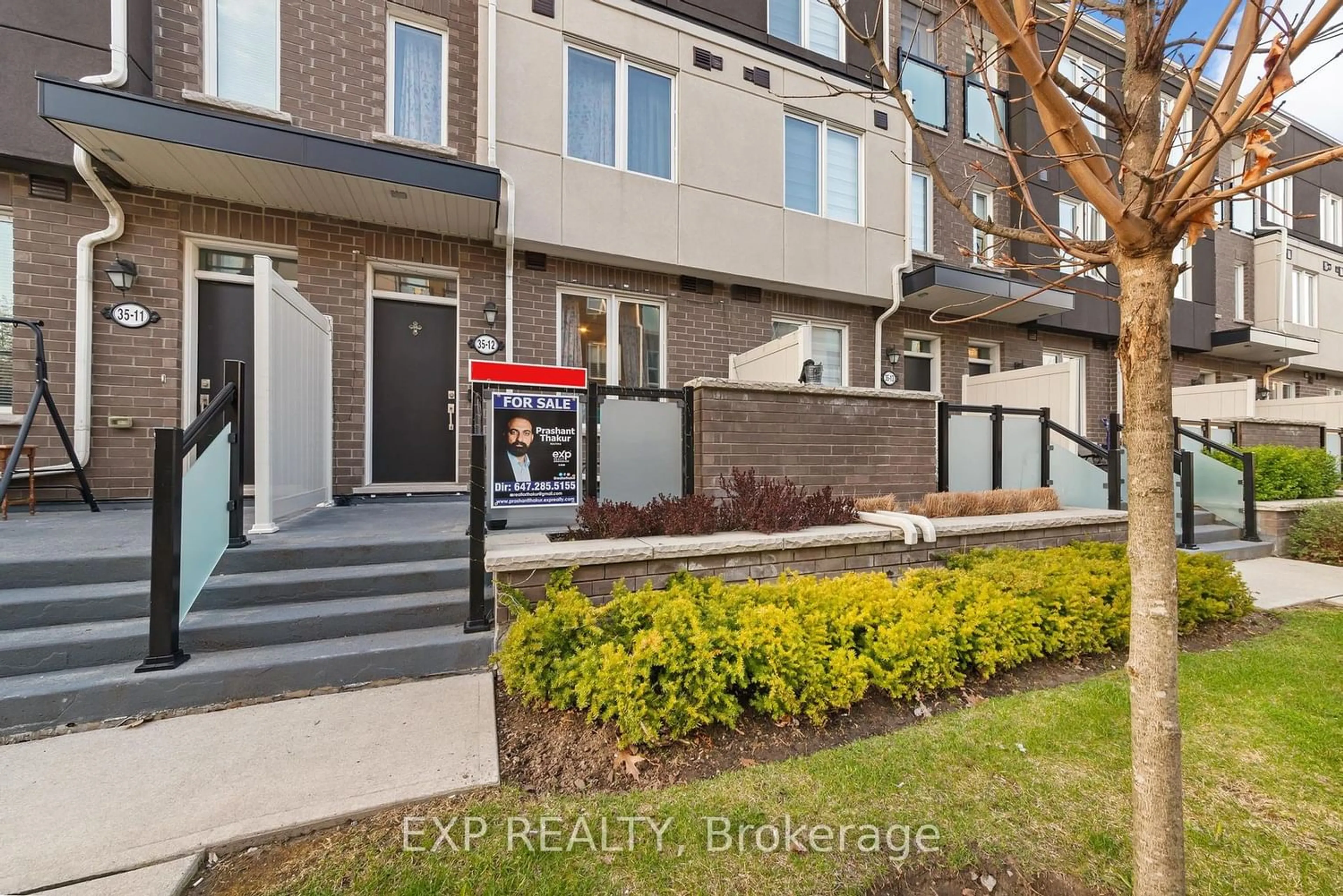 A pic from exterior of the house or condo for 35 Heron Park Pl #12, Toronto Ontario M1E 0B8