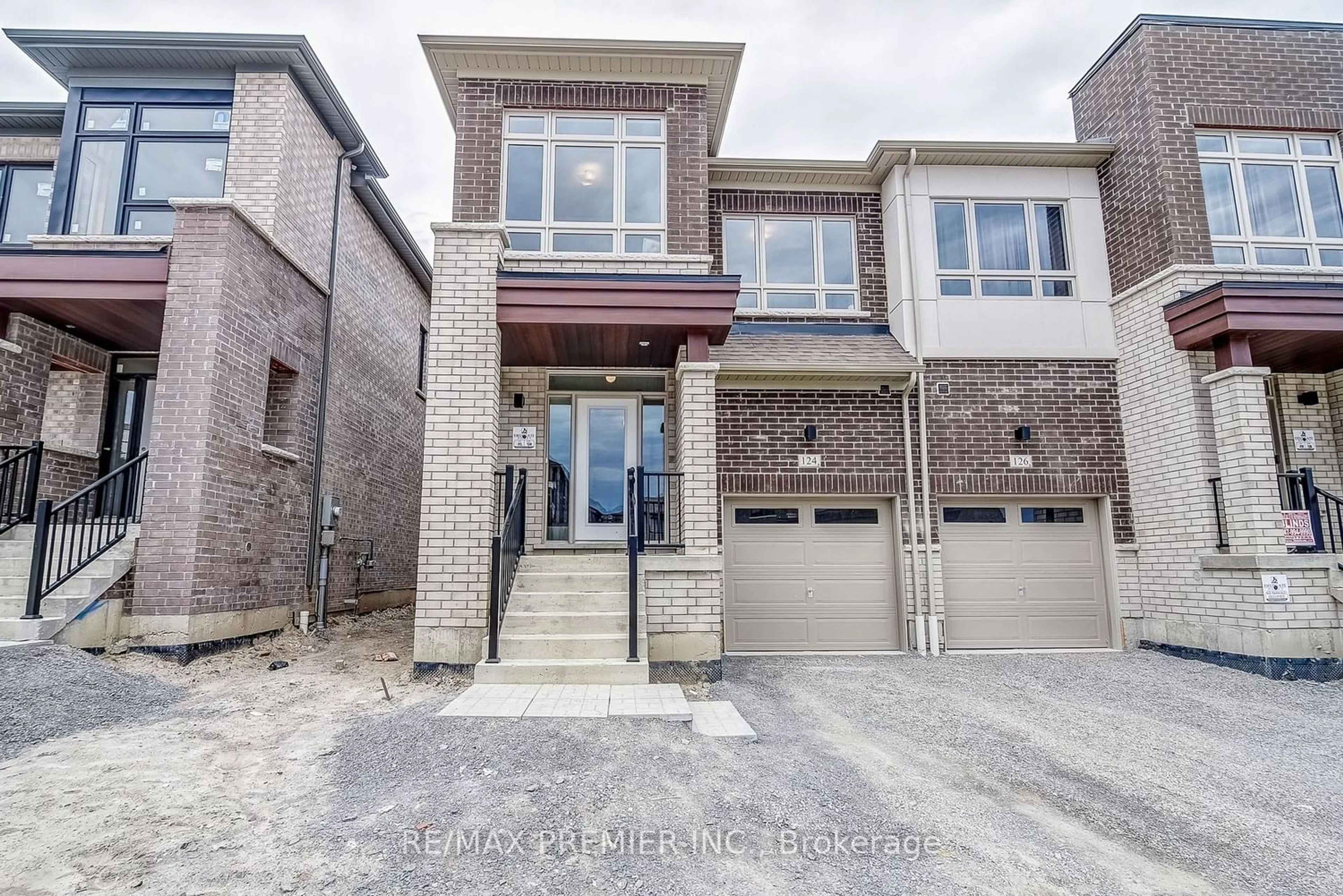 Home with brick exterior material for 124 Armilia Pl, Whitby Ontario L1P 0P7