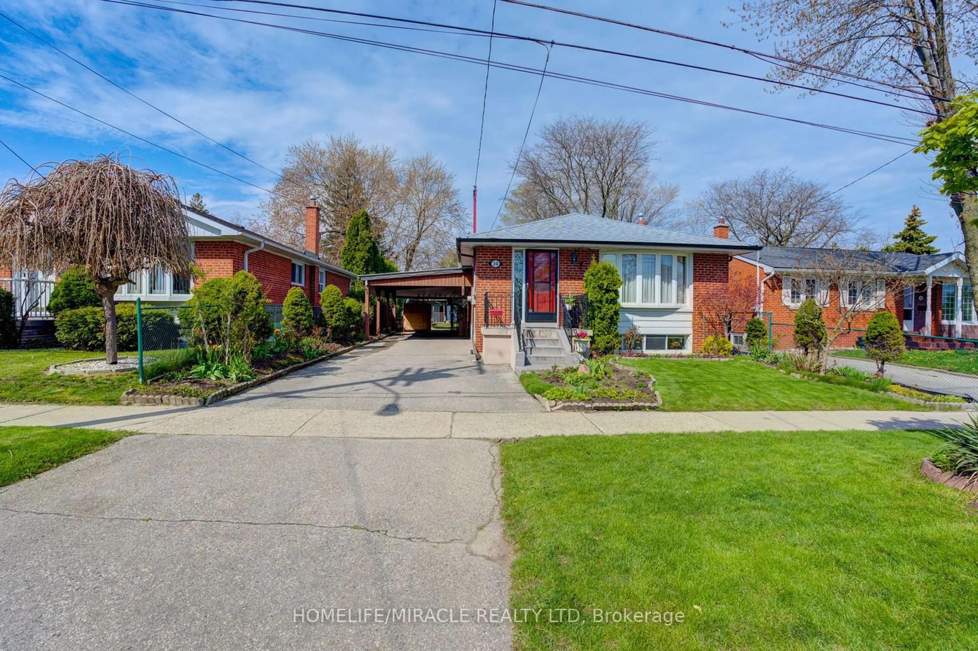Frontside or backside of a home for 24 Ivanhoe Crt, Toronto Ontario M1R 3G9