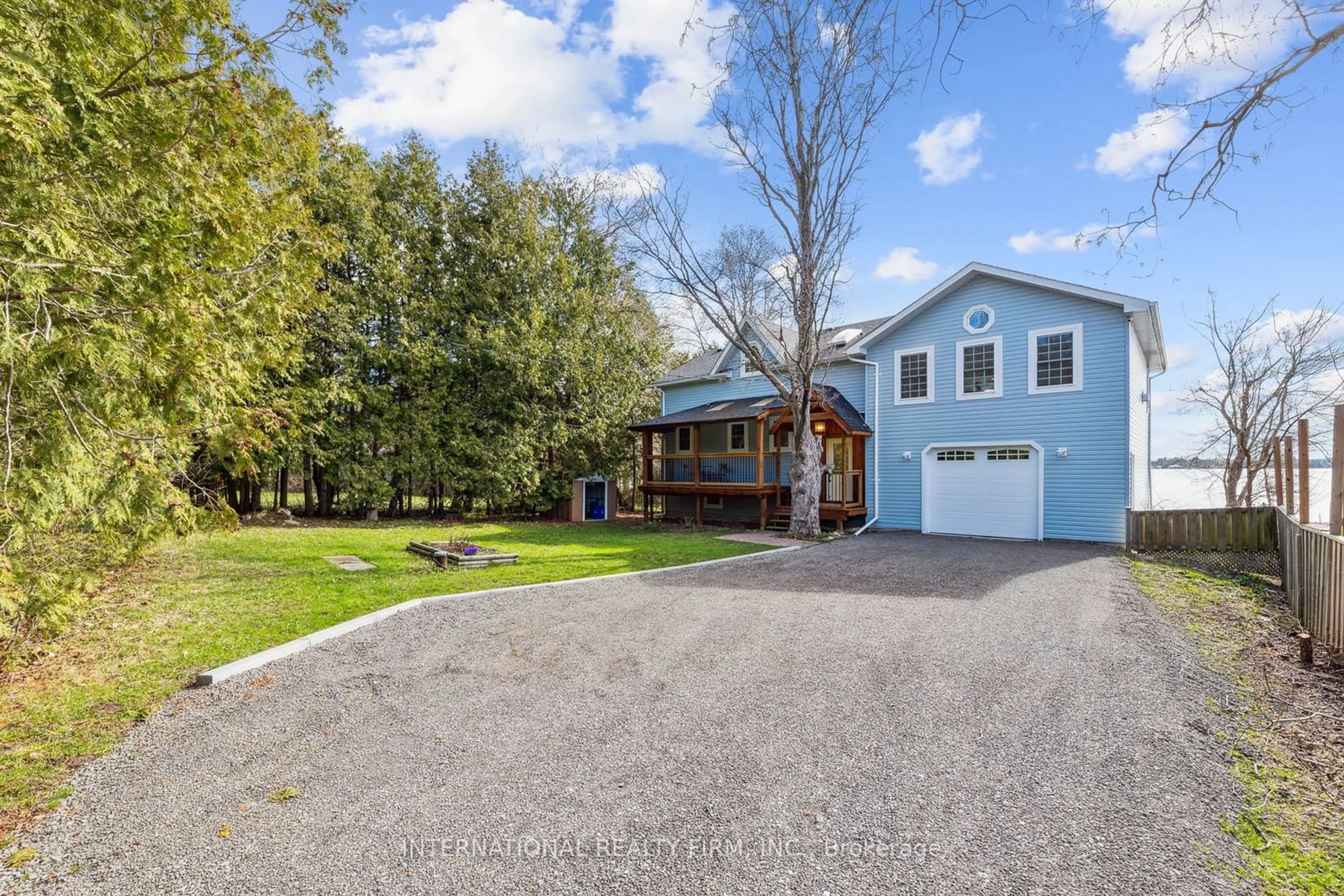 Frontside or backside of a home for 339 Carnegie Beach Rd, Scugog Ontario L9L 1B6