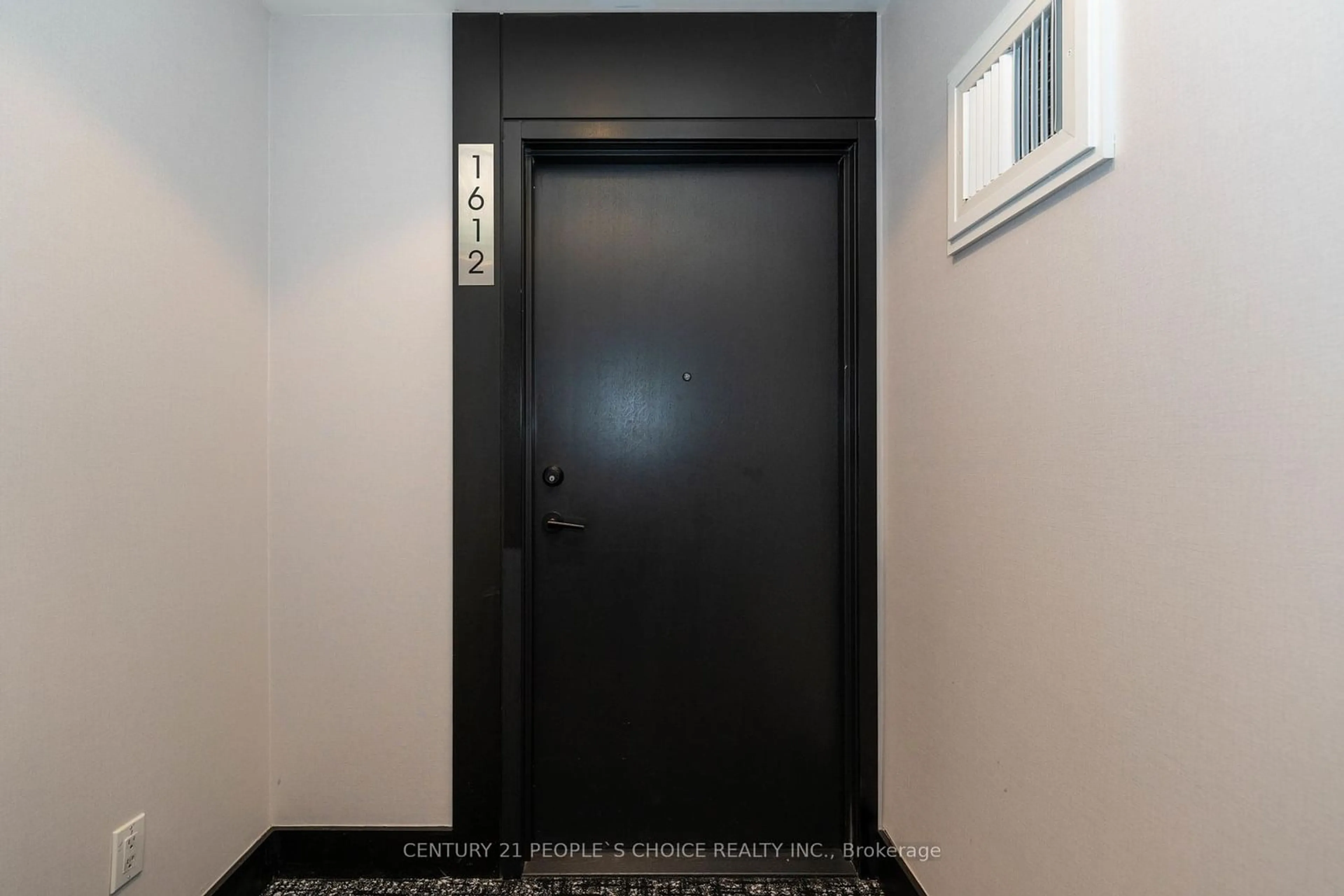 Indoor entryway for 1480 Bayly St #1612, Pickering Ontario L1W 0C2