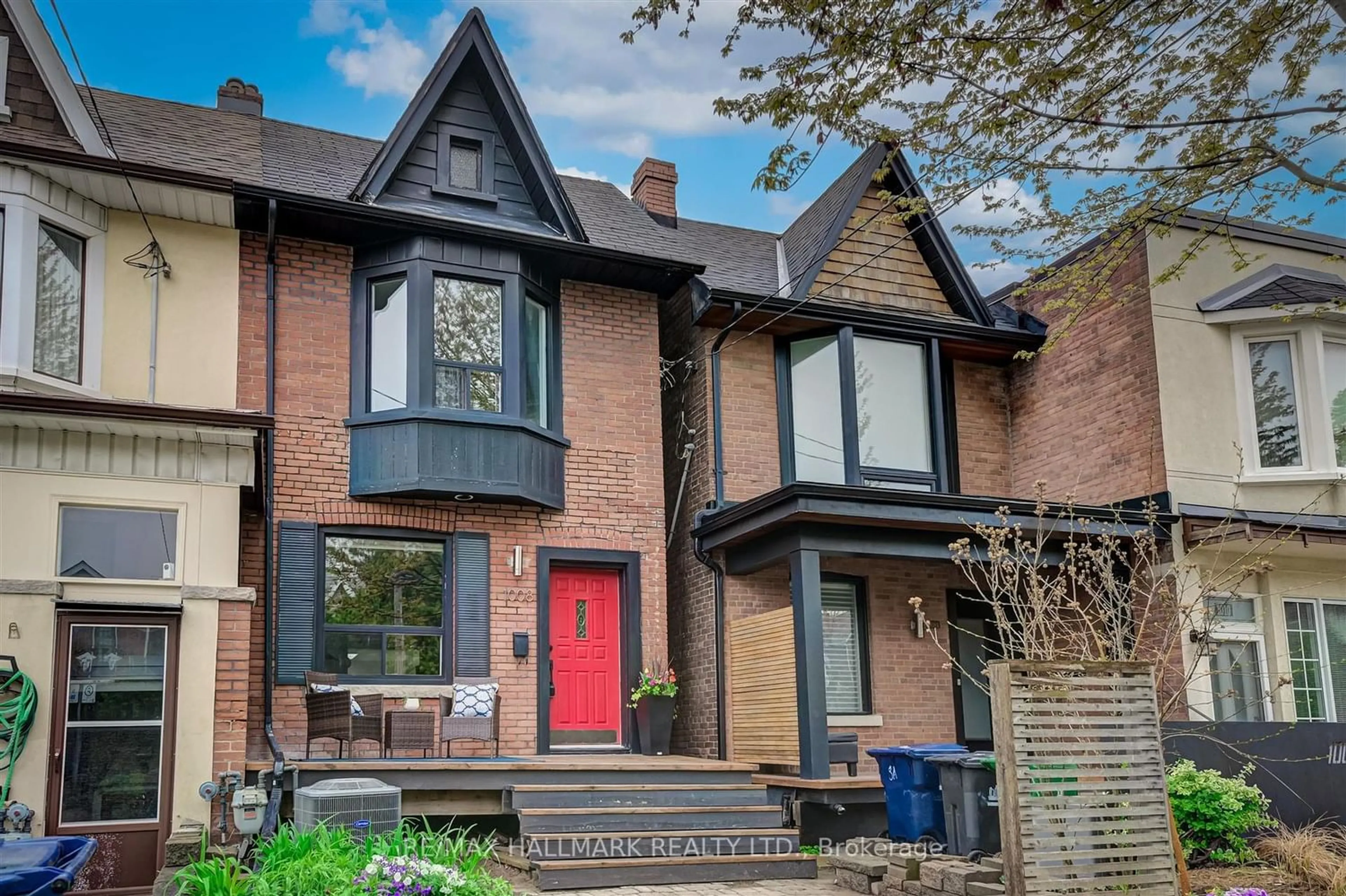 Home with brick exterior material for 1008 Logan Ave, Toronto Ontario M4K 3E5