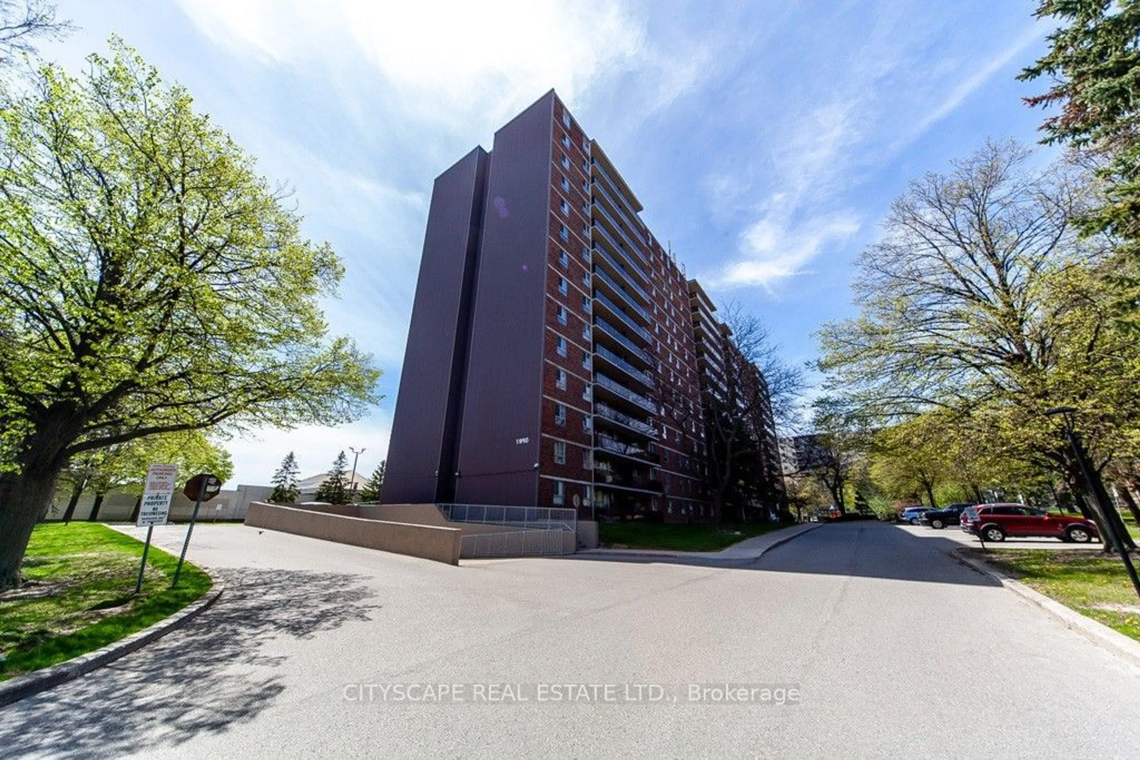 A pic from exterior of the house or condo for 1950 Kennedy Rd #1005, Toronto Ontario M1P 4S9