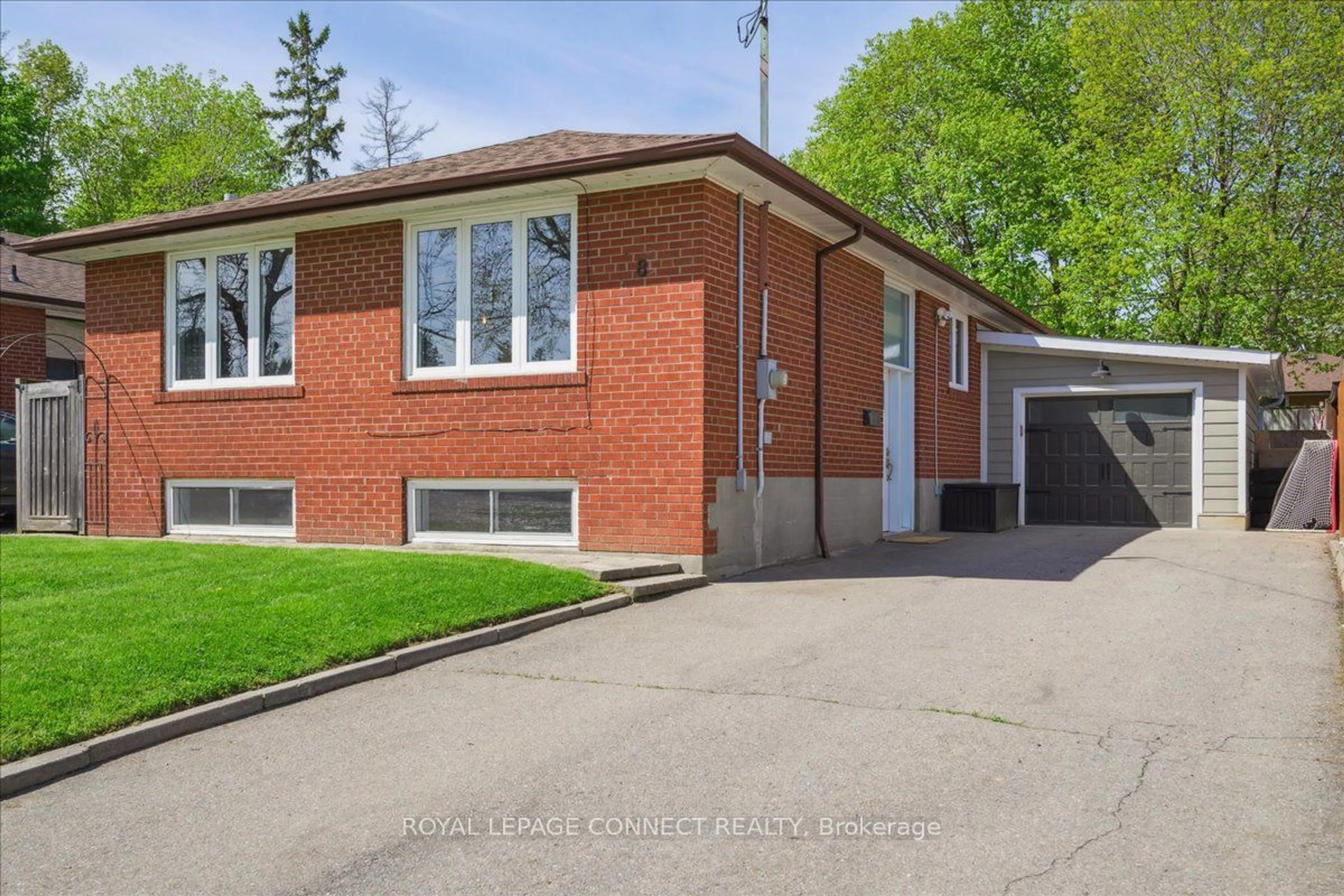 Frontside or backside of a home for 8 Hathway Dr, Toronto Ontario M1P 4L5