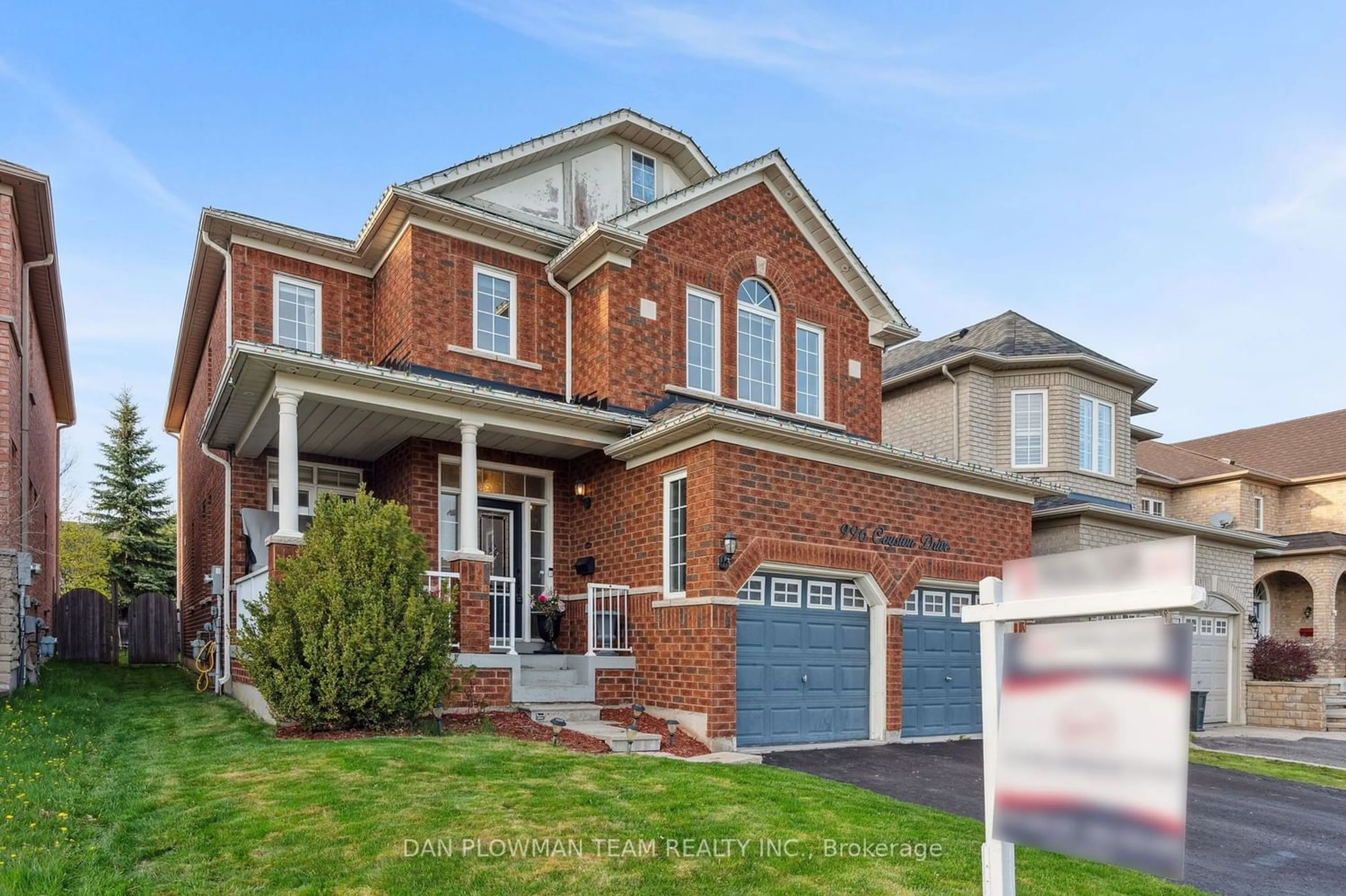 Home with brick exterior material for 996 Coyston Dr, Oshawa Ontario L1K 3C4