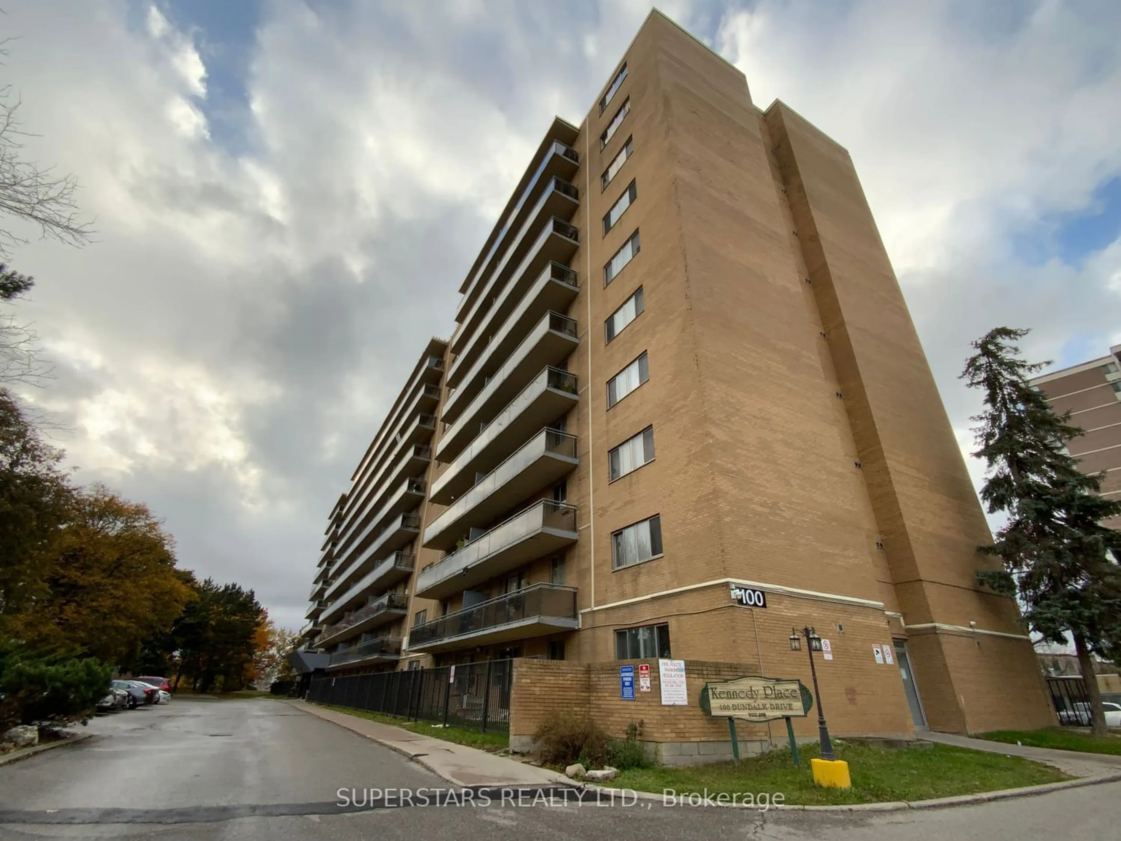A pic from exterior of the house or condo for 100 Dundalk Dr #403, Toronto Ontario M1P 4V2