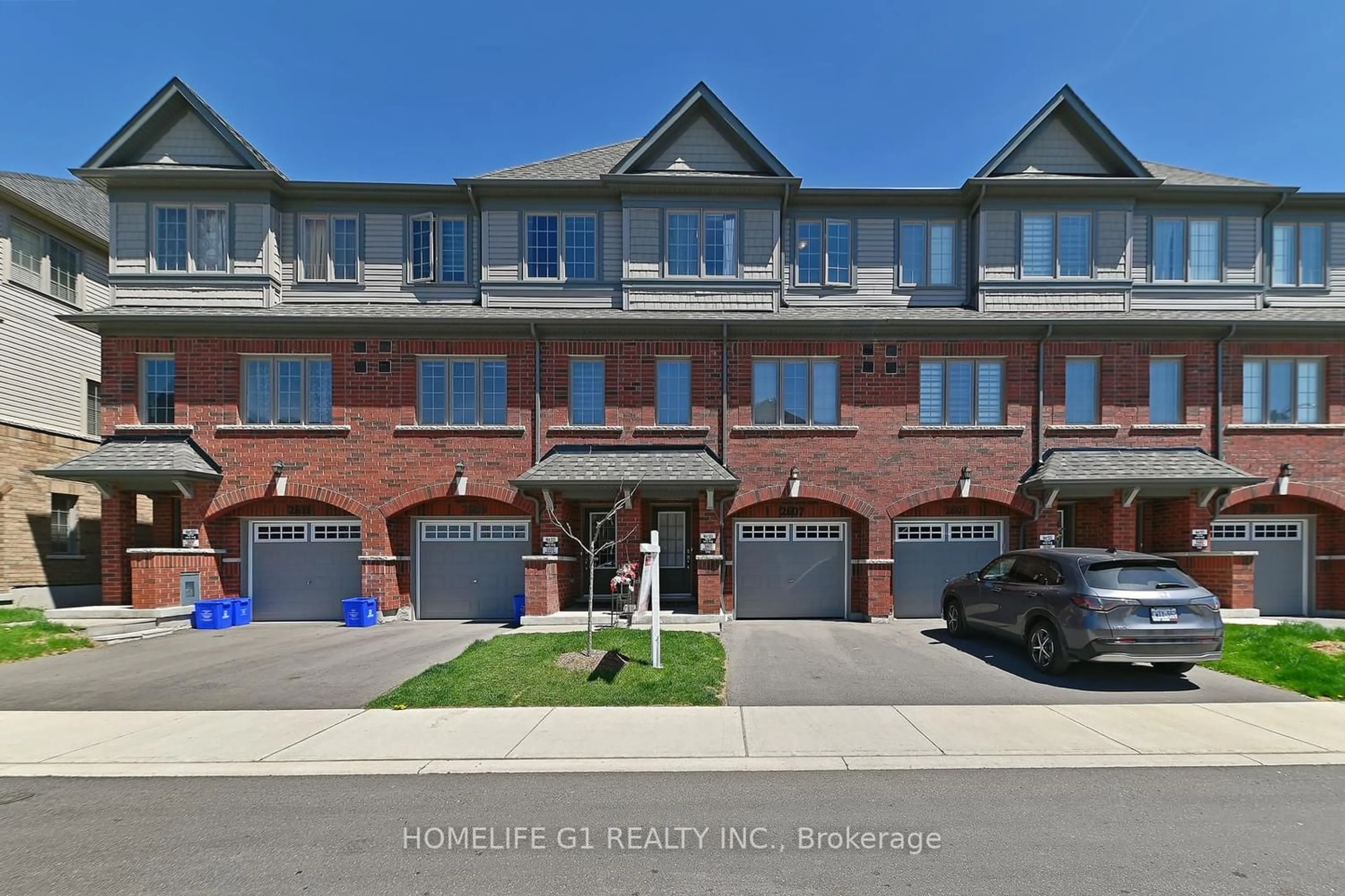 A pic from exterior of the house or condo for 2607 Magdalen Path #14, Oshawa Ontario L1L 0R6