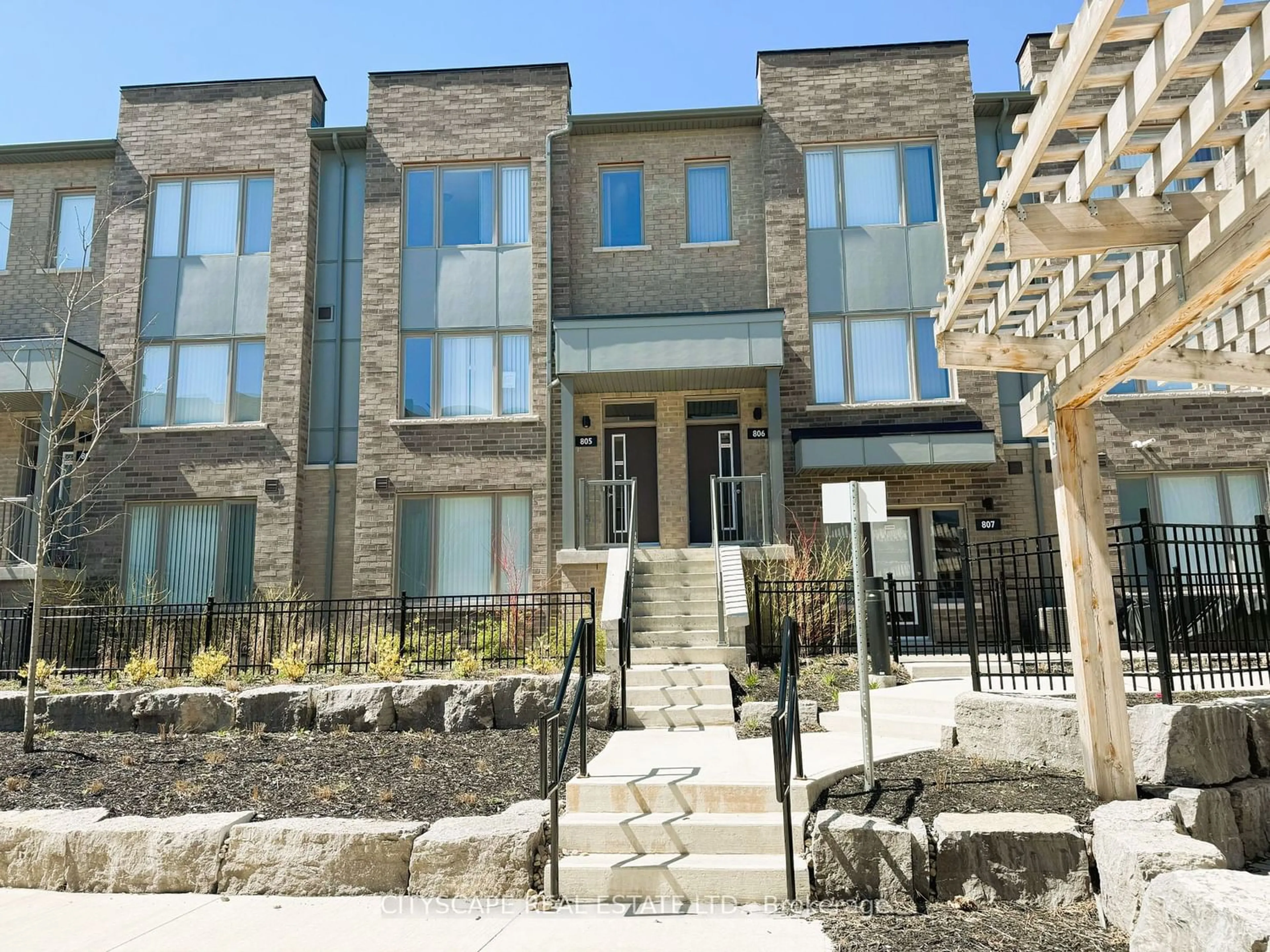 A pic from exterior of the house or condo for 1525 Kingston Rd #805, Pickering Ontario L1V 0E9