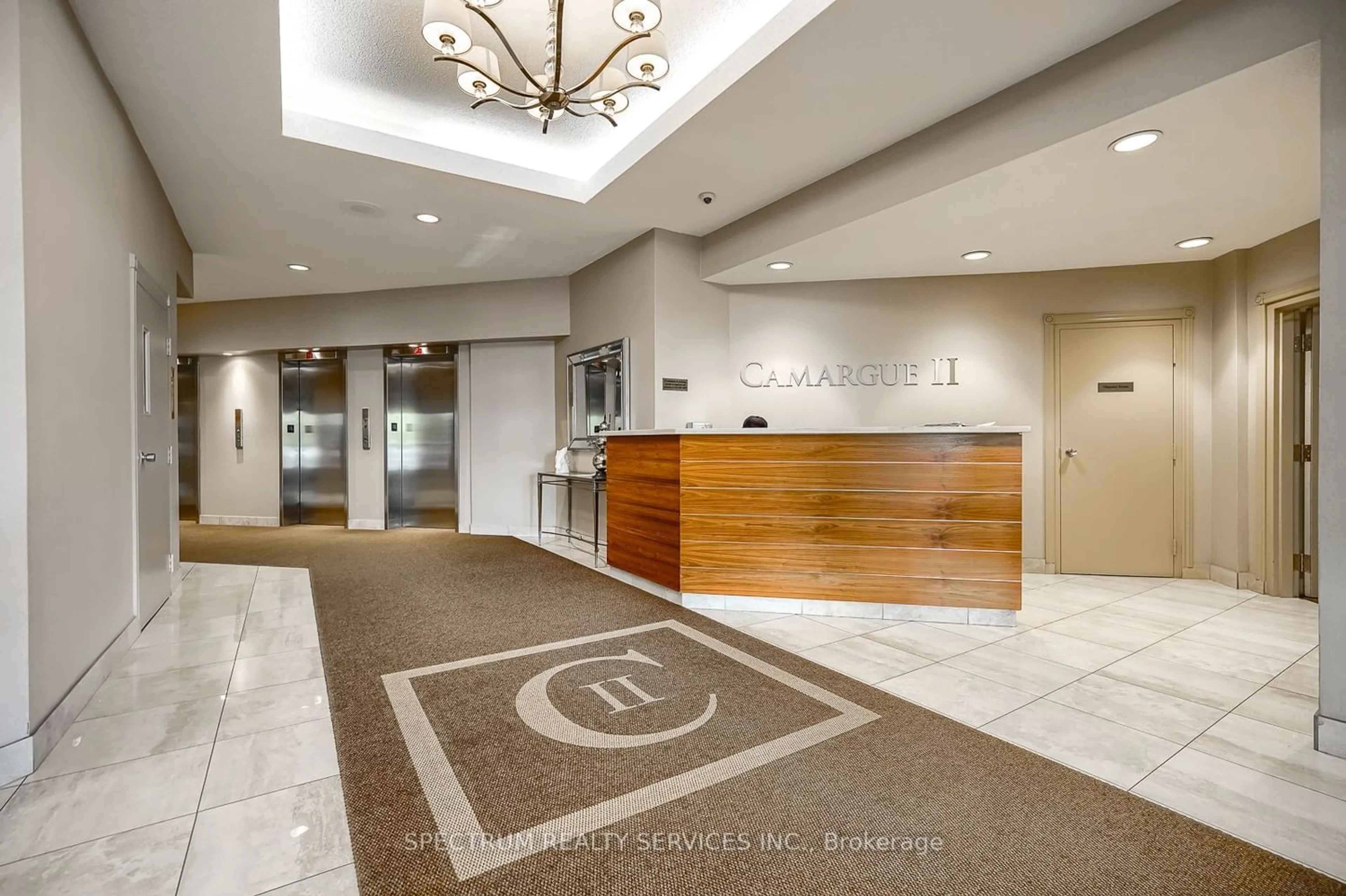 Indoor lobby for 10 Dean Park Rd #405, Toronto Ontario M1B 3G8