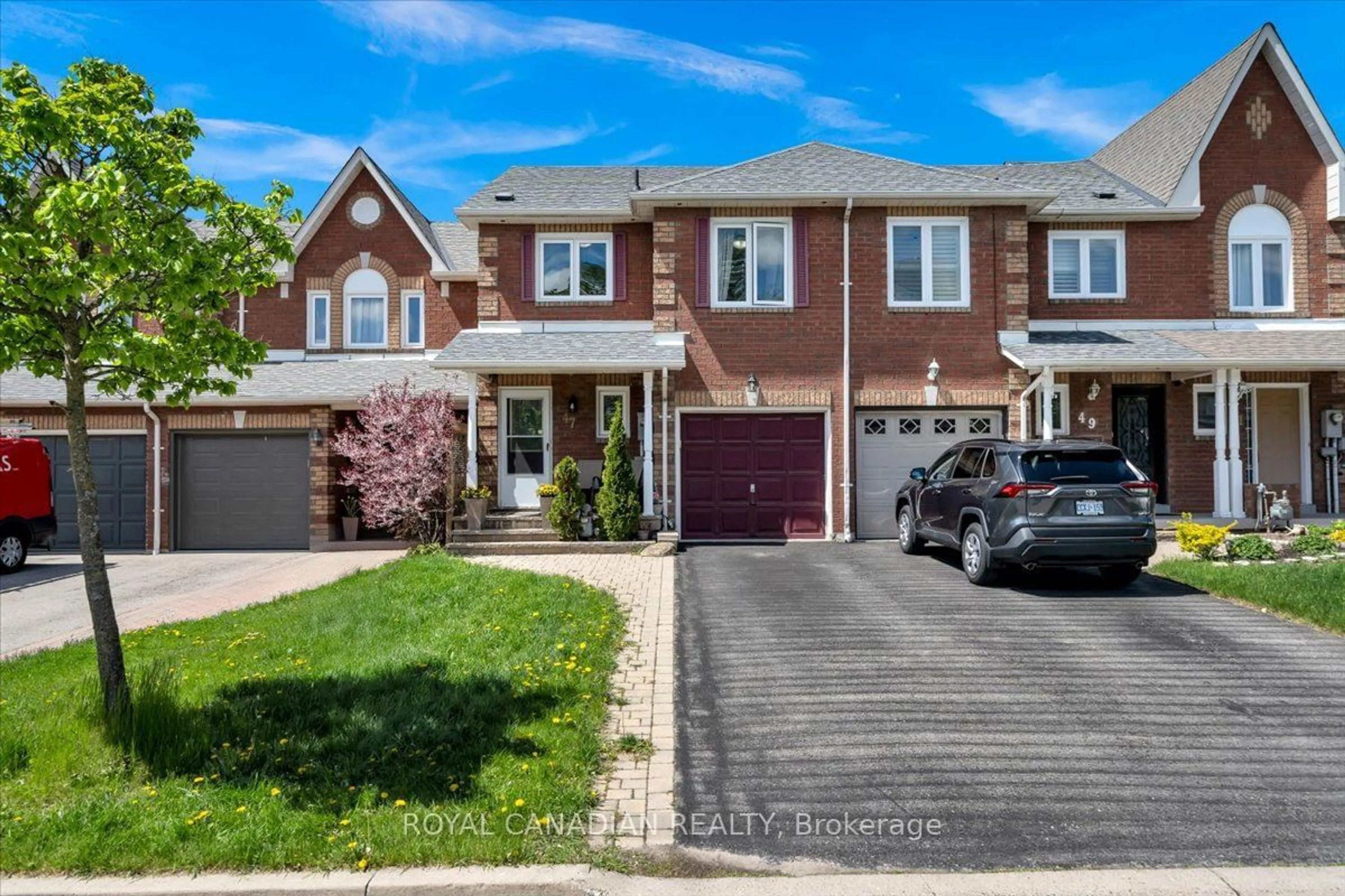 A pic from exterior of the house or condo for 47 Smales Dr, Ajax Ontario L1Z 1G6