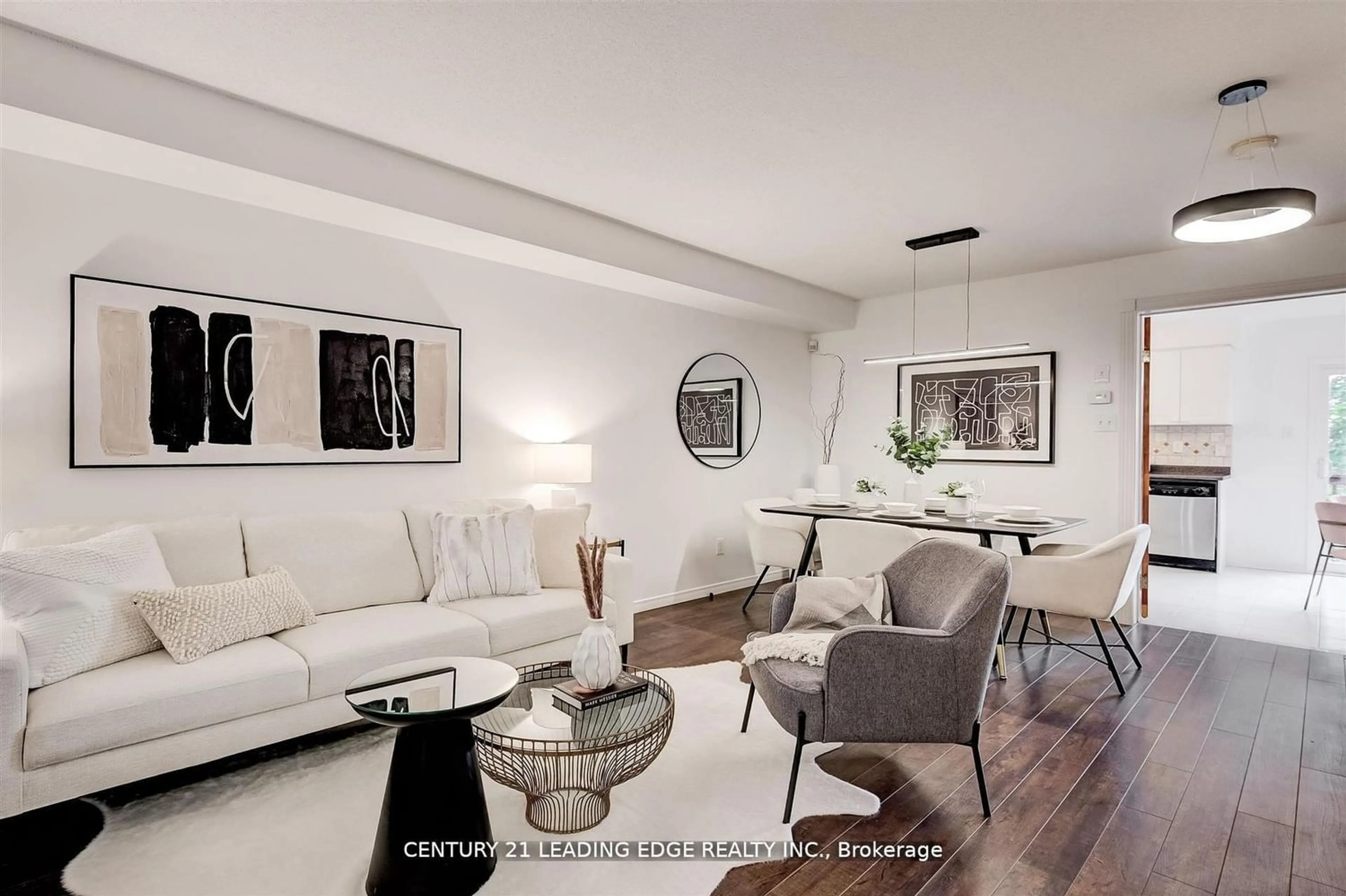 Living room for 215 Andona Cres, Toronto Ontario M1C 5J8