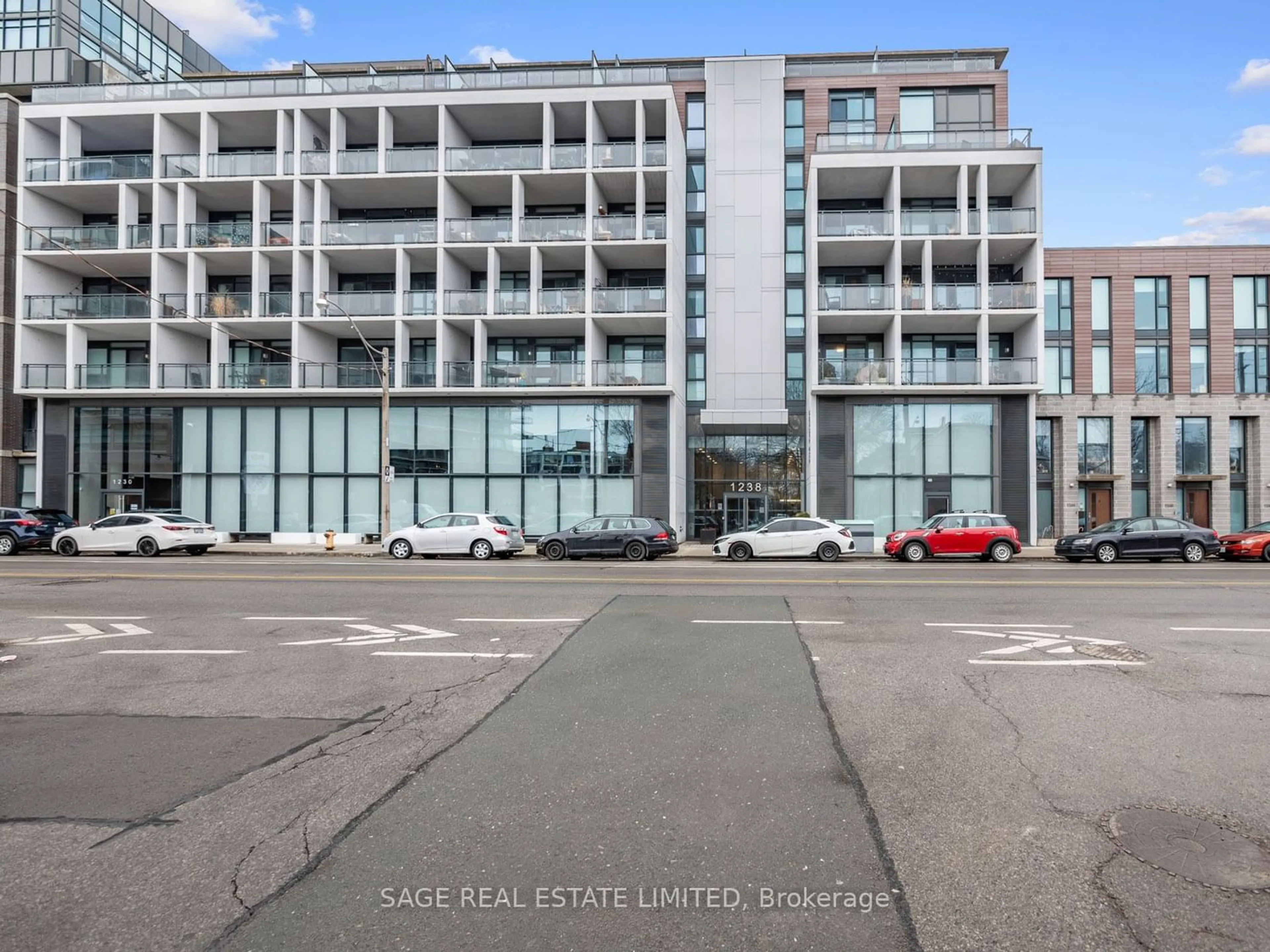A pic from exterior of the house or condo for 1238 Dundas St #603, Toronto Ontario M4M 0C6