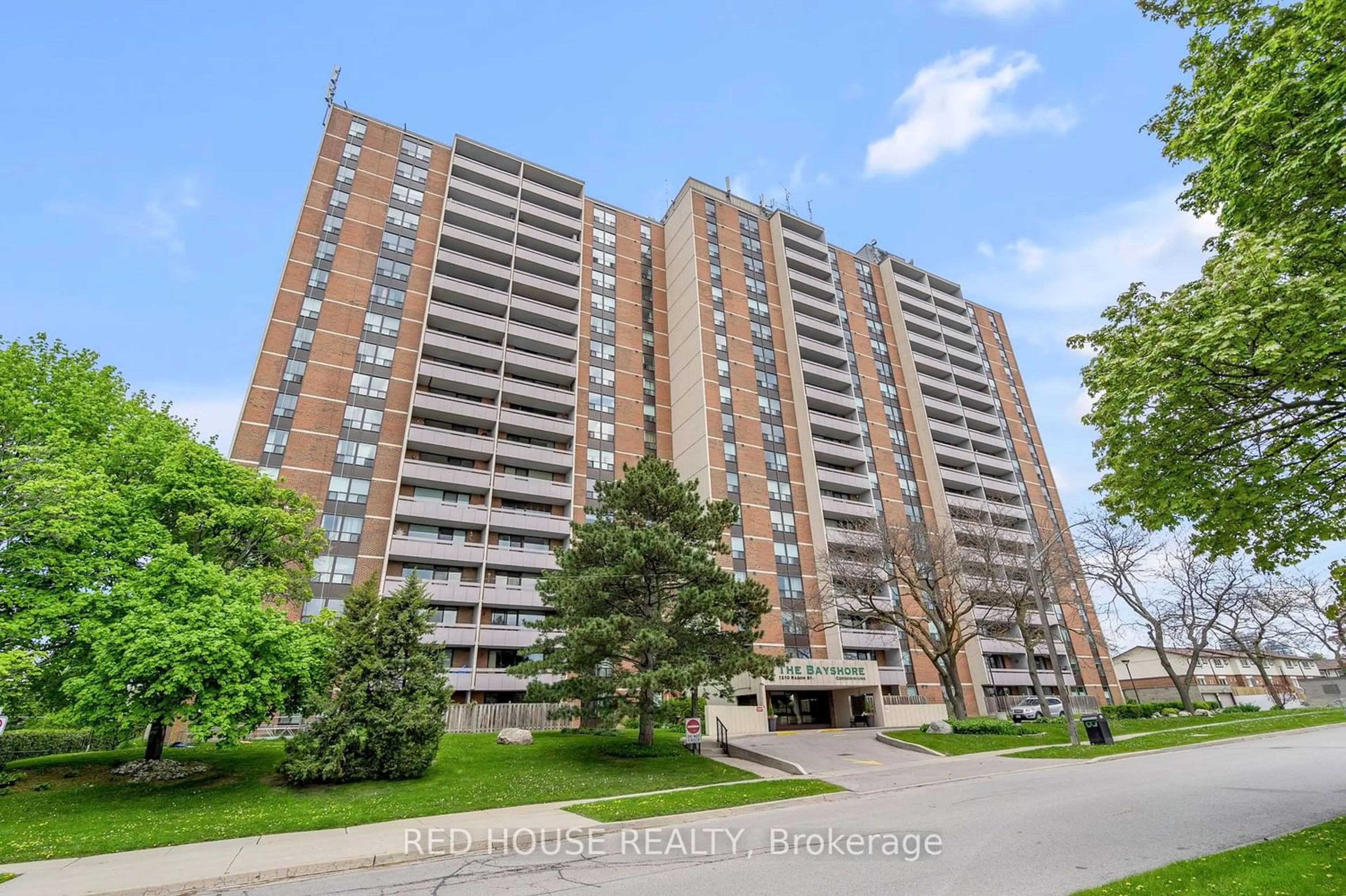 A pic from exterior of the house or condo for 1210 Radom St #702, Pickering Ontario L1W 2Z3