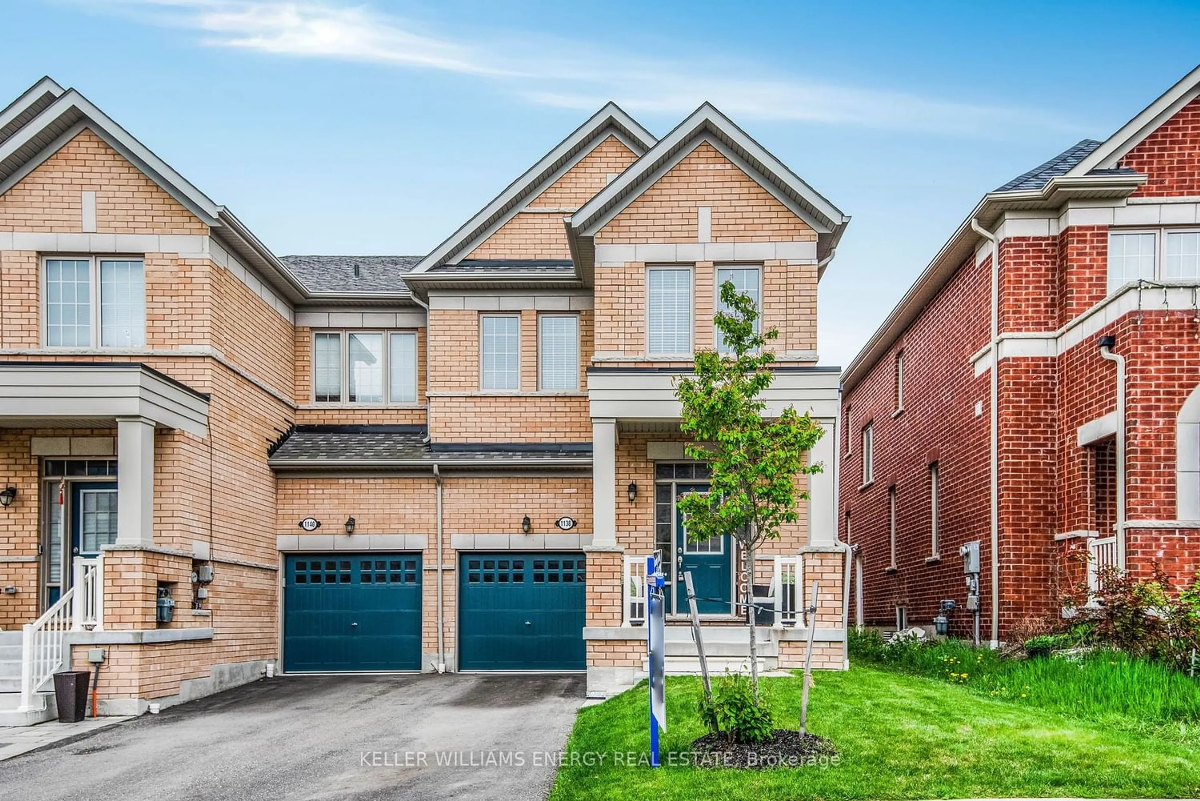 Home with brick exterior material for 1138 Enchanted Cres, Pickering Ontario L1X 0G9