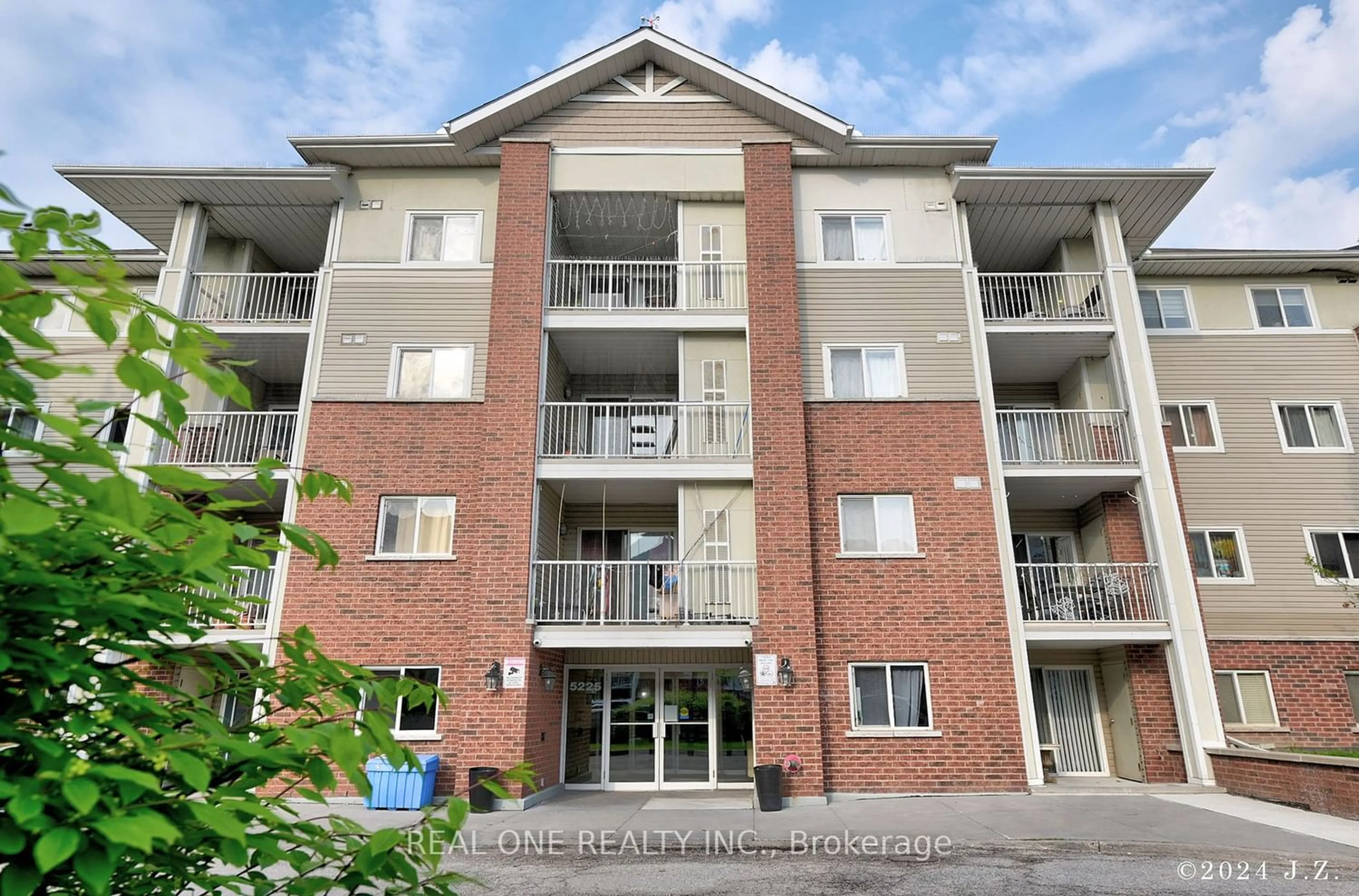 A pic from exterior of the house or condo for 5225 Finch Ave #109, Toronto Ontario M1S 5W8