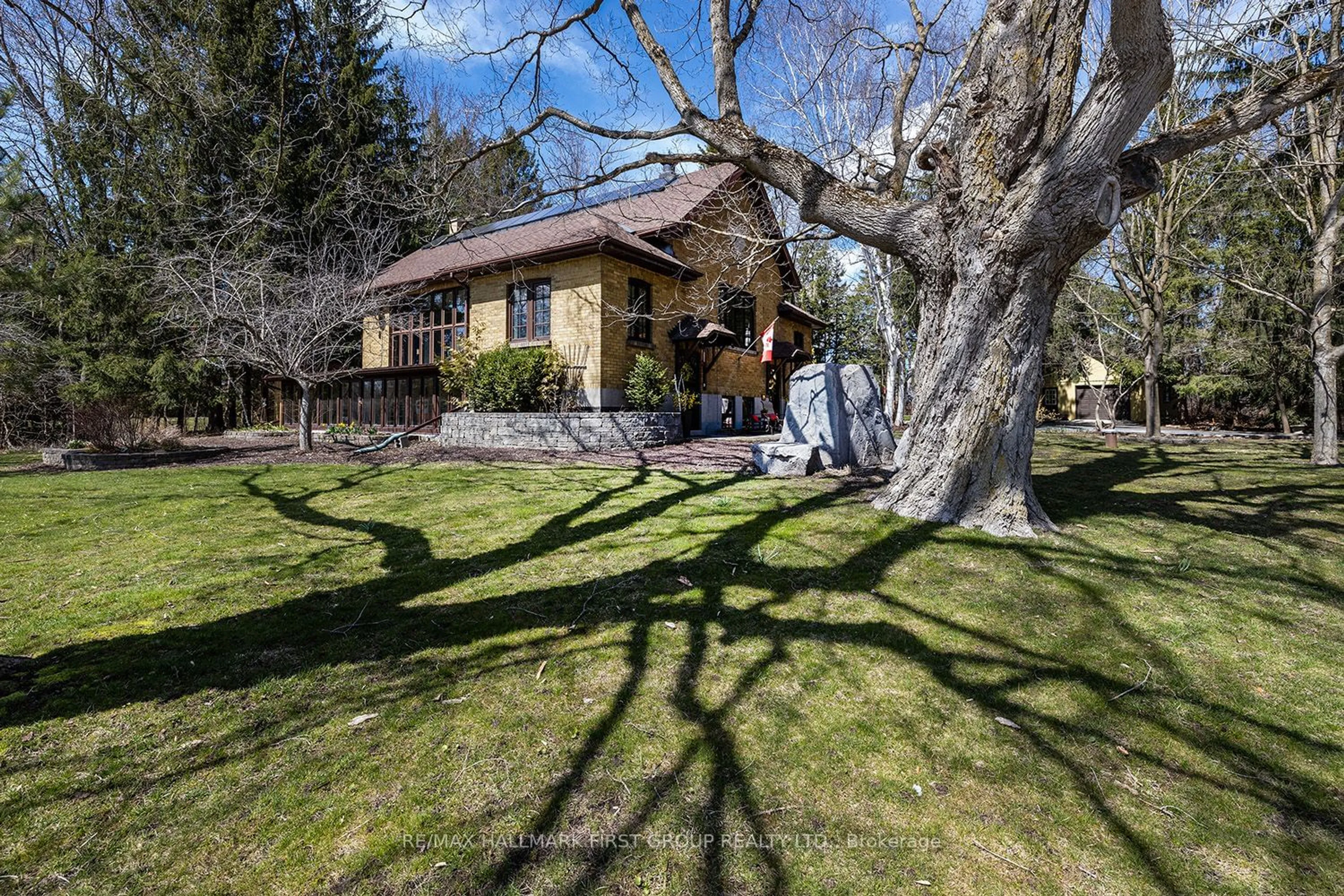 Cottage for 17050 Old Simcoe Rd, Scugog Ontario L9L 1P1