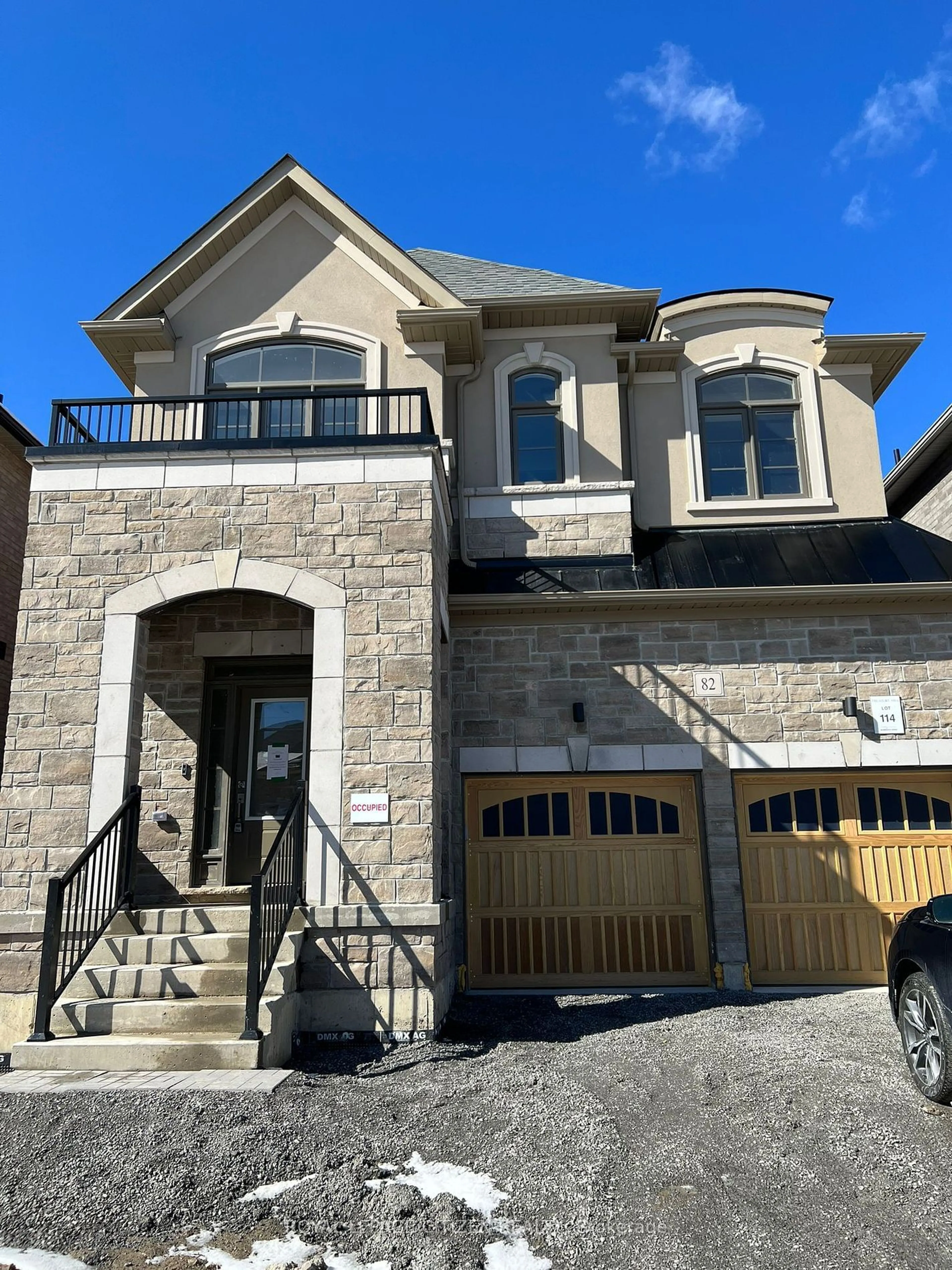 Home with brick exterior material for 82 Northrop Ave, Clarington Ontario L1B 0E7