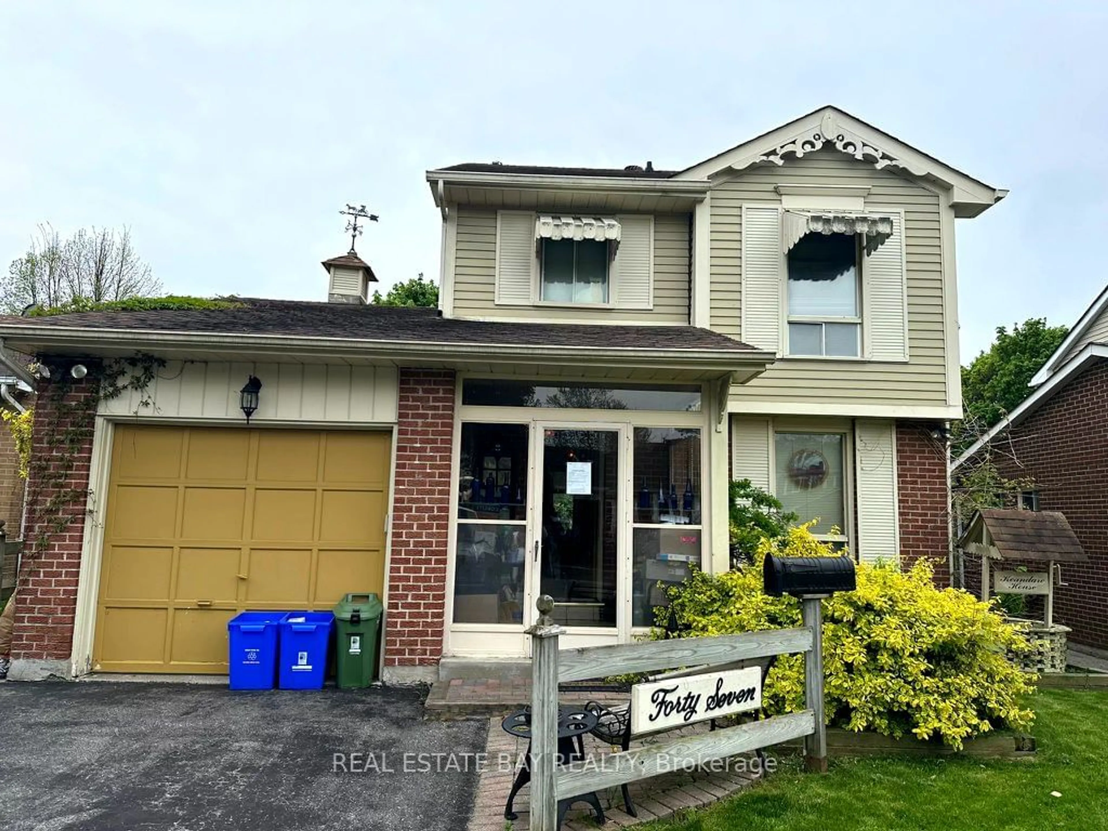 Frontside or backside of a home for 47 Panter Cres, Ajax Ontario L1S 3T4