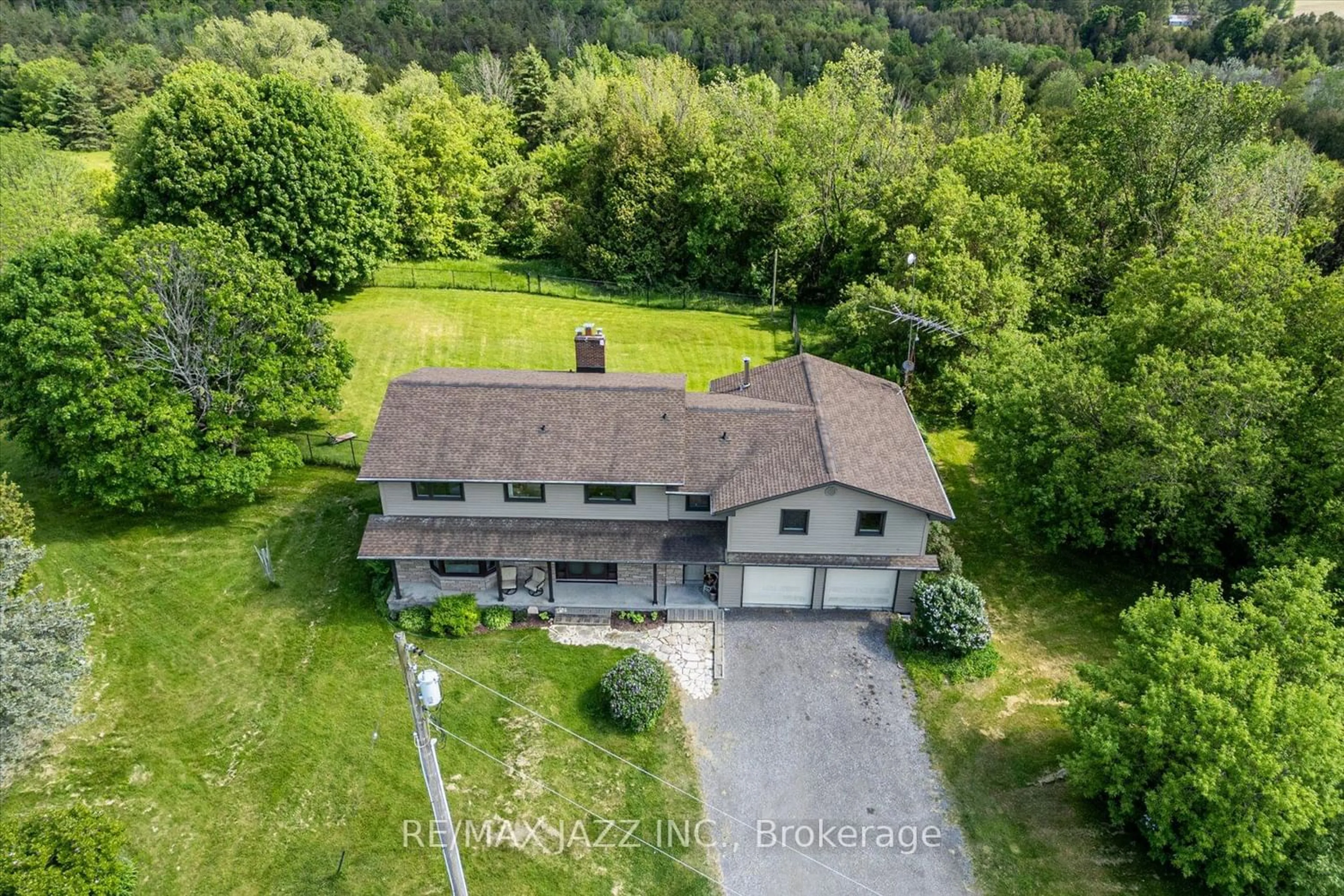 Frontside or backside of a home for 8733 Leskard Rd, Clarington Ontario L0B 1M0