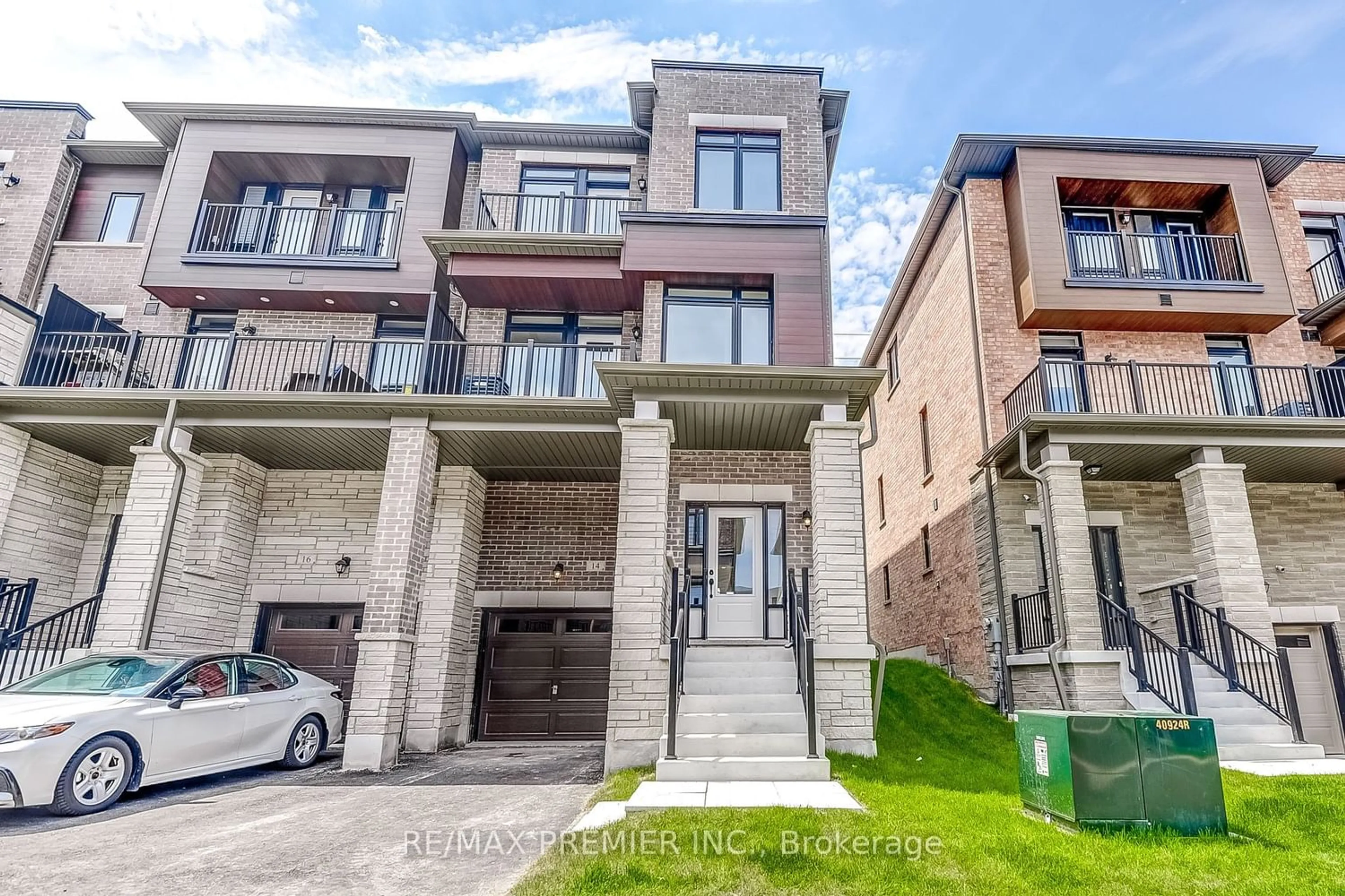 A pic from exterior of the house or condo, the street view for 14 Cunliffe Lane, Ajax Ontario L1S 0H4