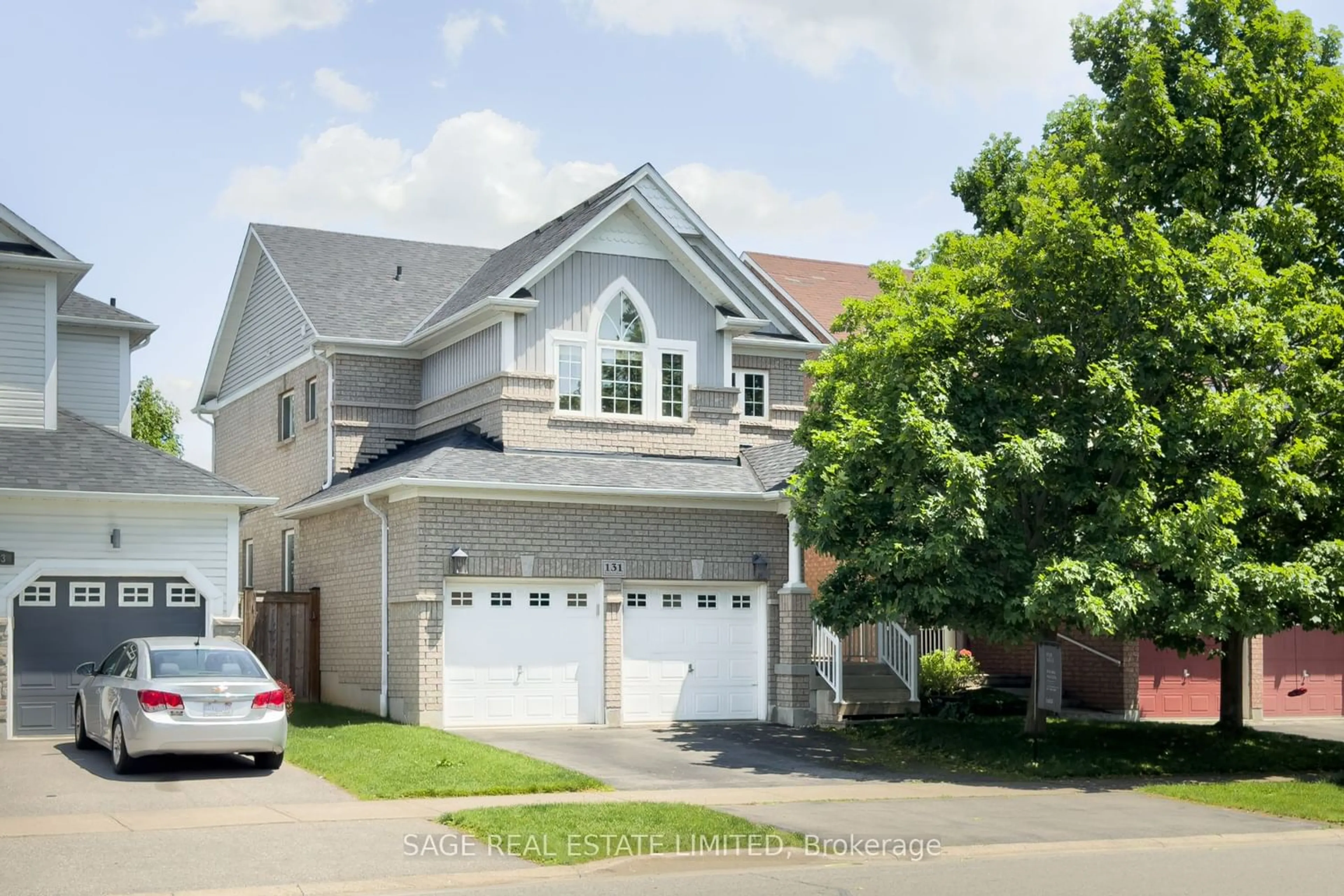 Frontside or backside of a home for 131 Wilshire Dr, Whitby Ontario L1M 2M8