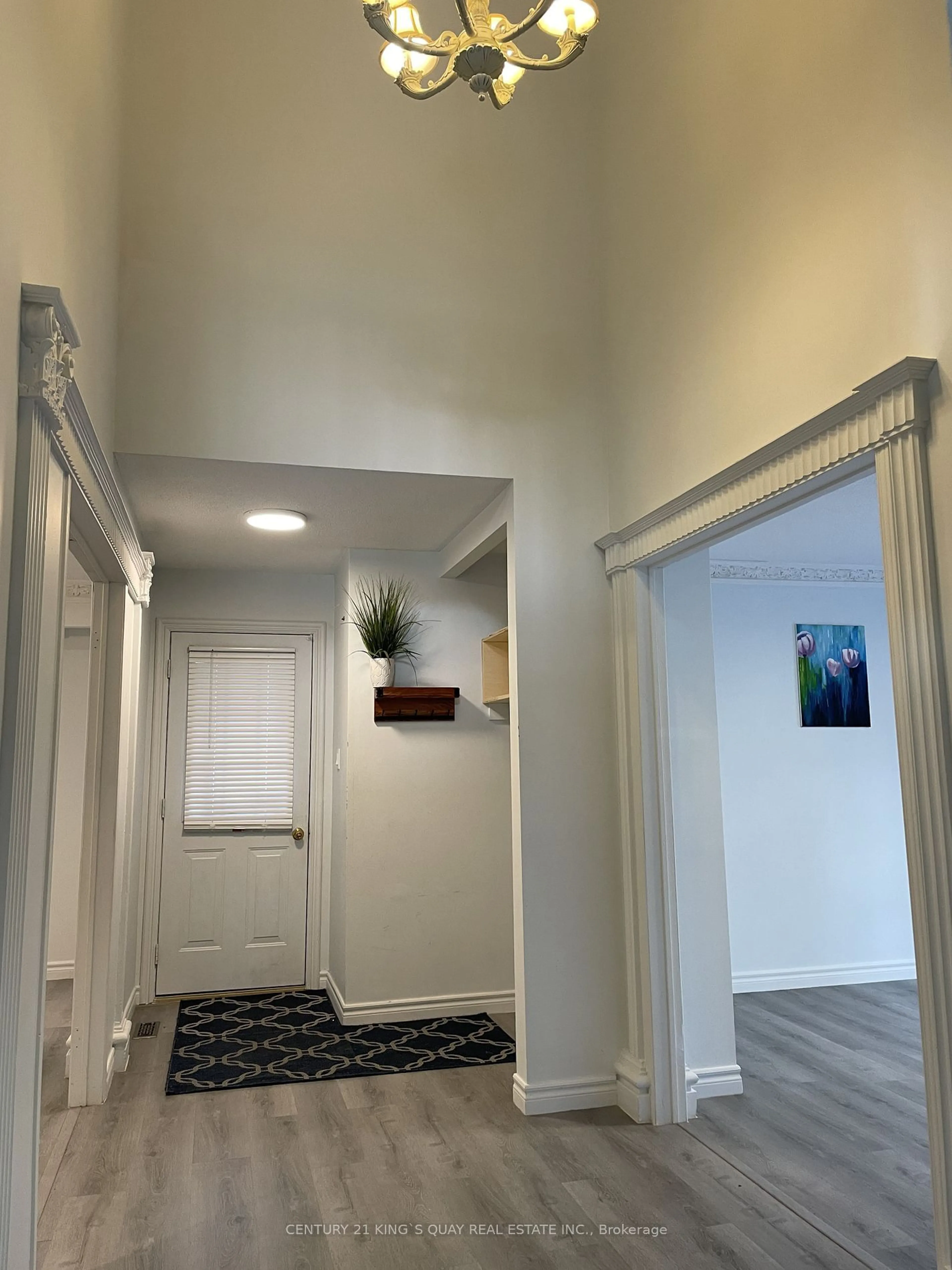 Indoor entryway for 22 Chapeltown Cres, Toronto Ontario M1W 3A7