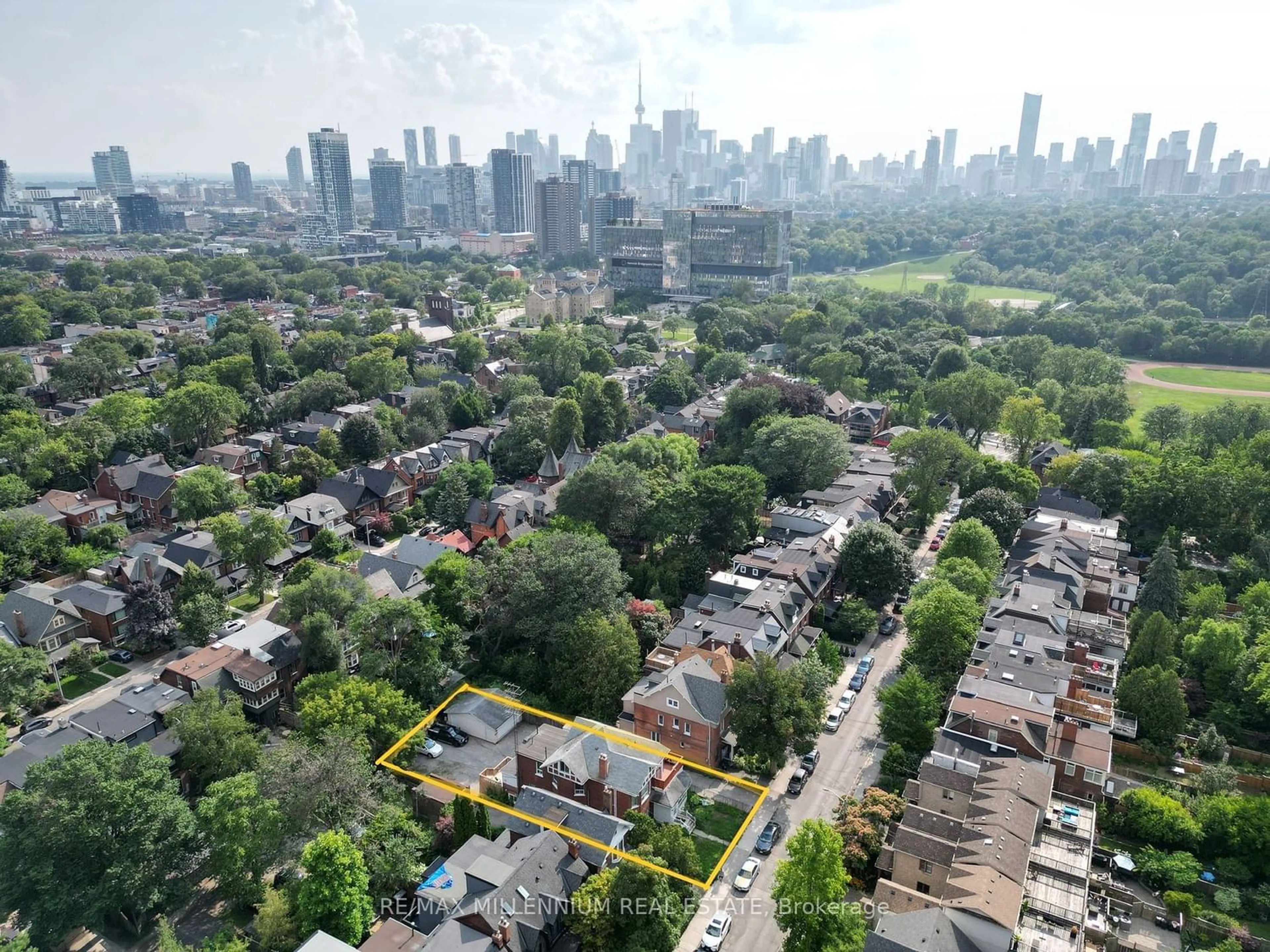 Lakeview for 43 Riverdale Ave, Toronto Ontario M4K 1C2