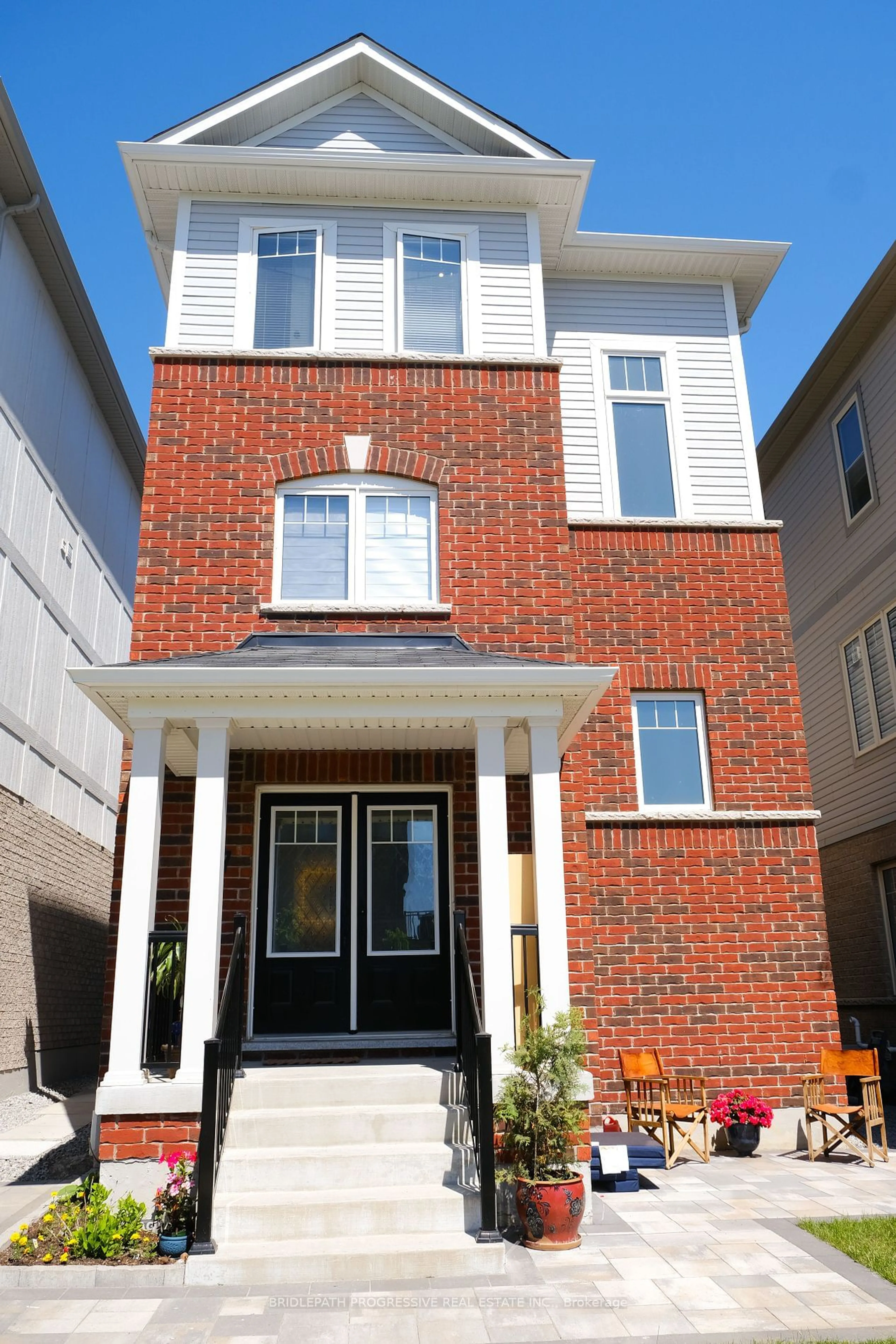 Home with brick exterior material for 17 Devineridge Ave, Ajax Ontario L1Z 0T1