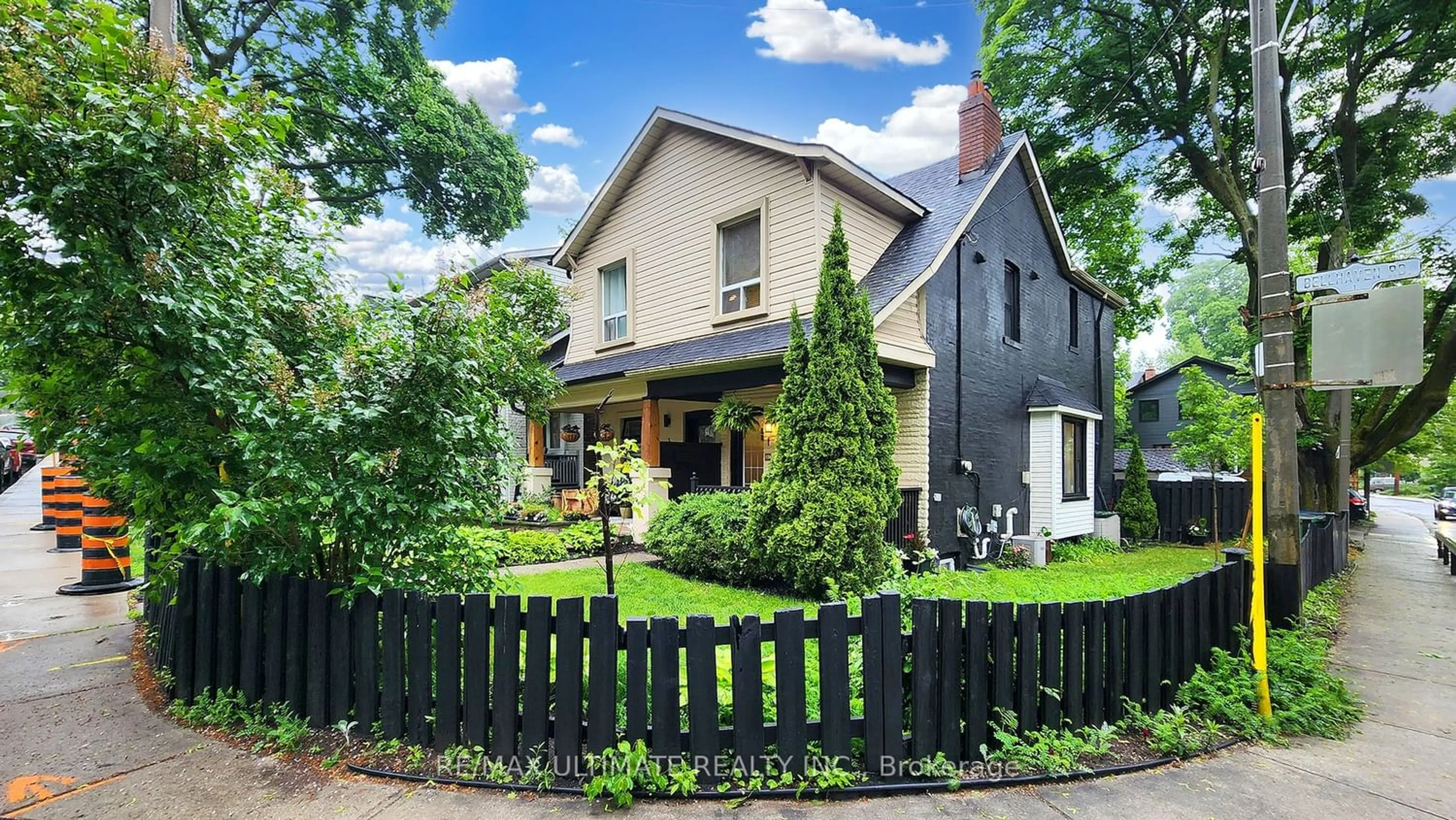 Frontside or backside of a home for 1 Bellhaven Rd, Toronto Ontario M4L 3J4