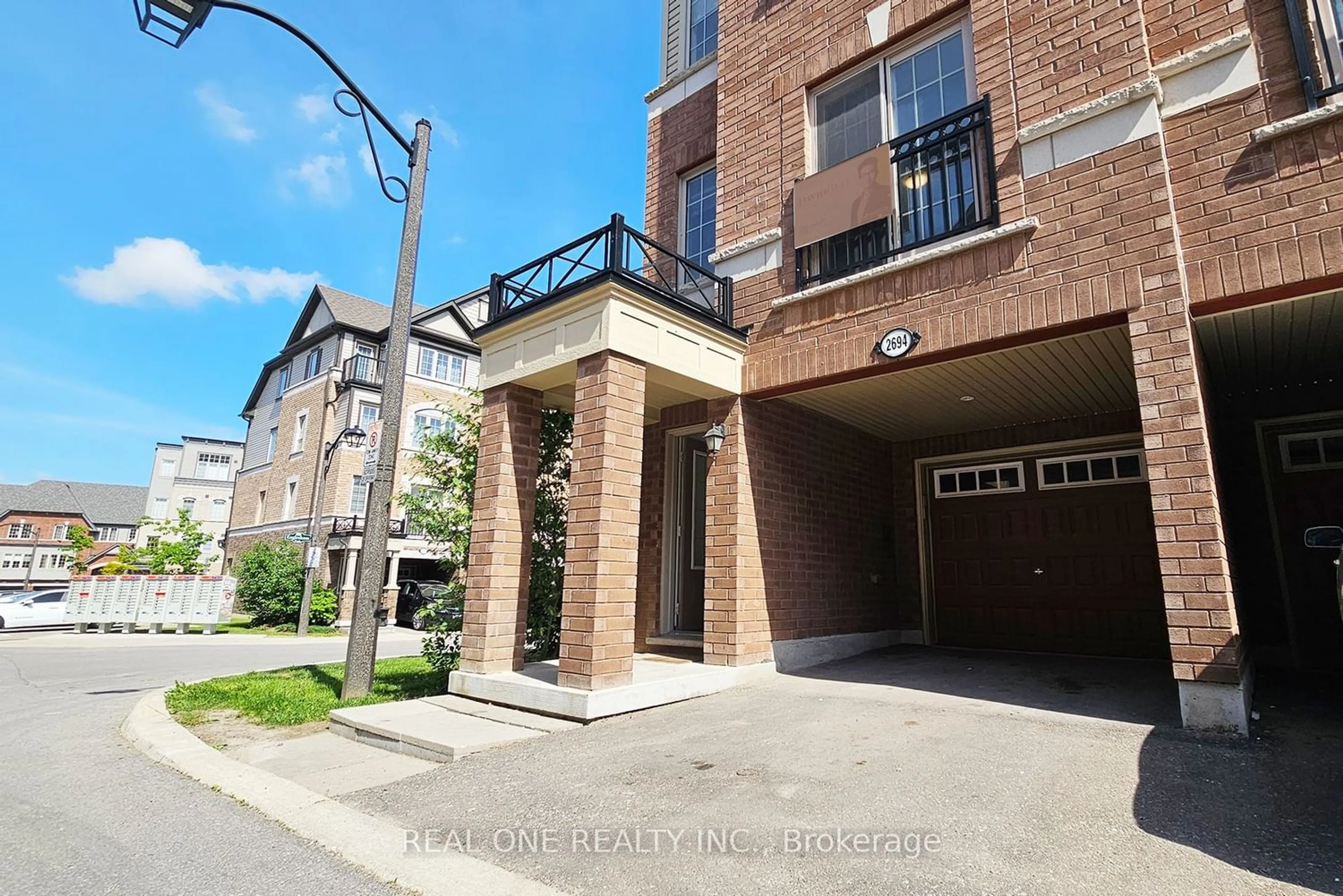 A pic from exterior of the house or condo for 2694 Deputy Minister Path, Oshawa Ontario L1L 0M7