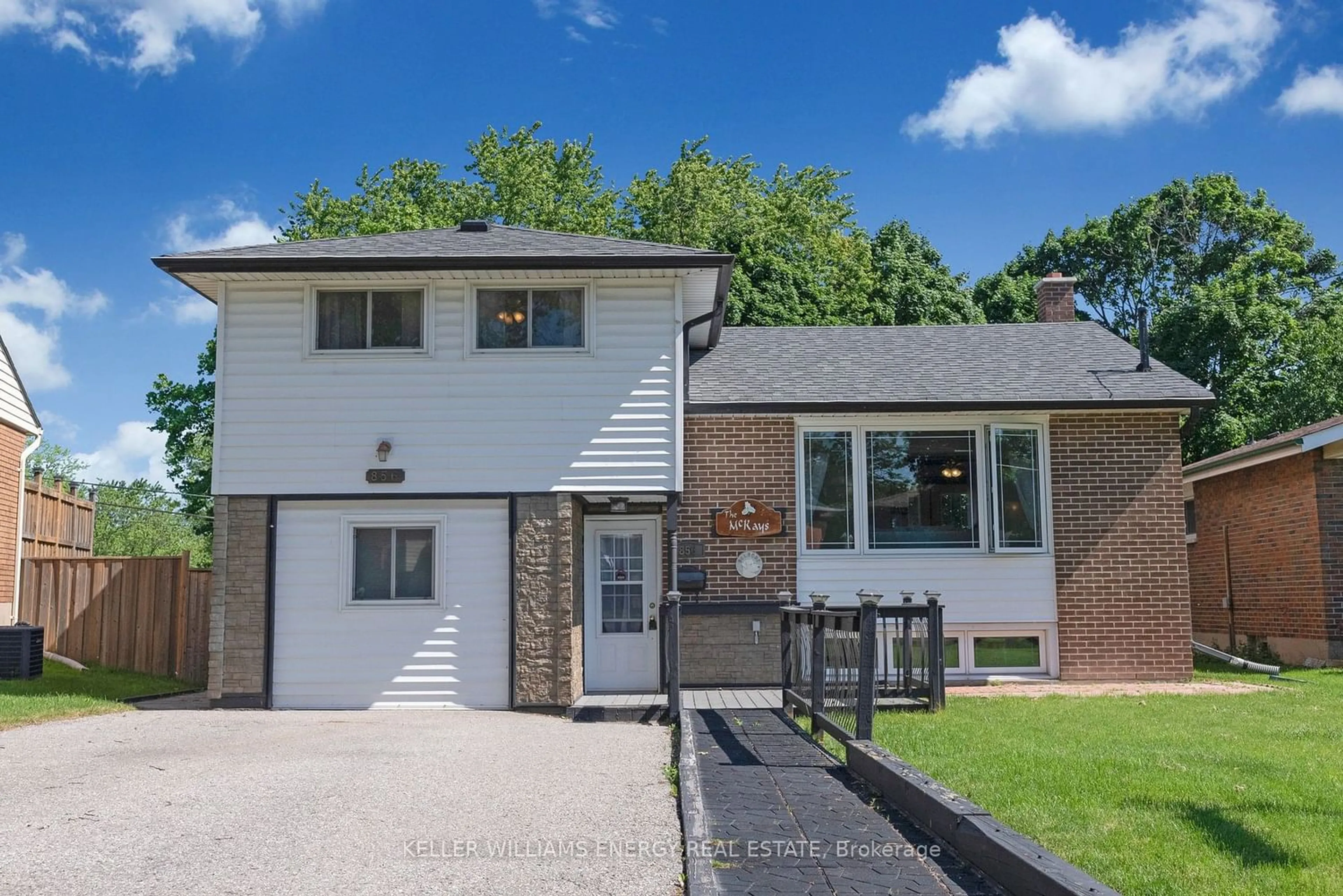 Frontside or backside of a home for 856 Florell Dr, Oshawa Ontario L1H 6W1