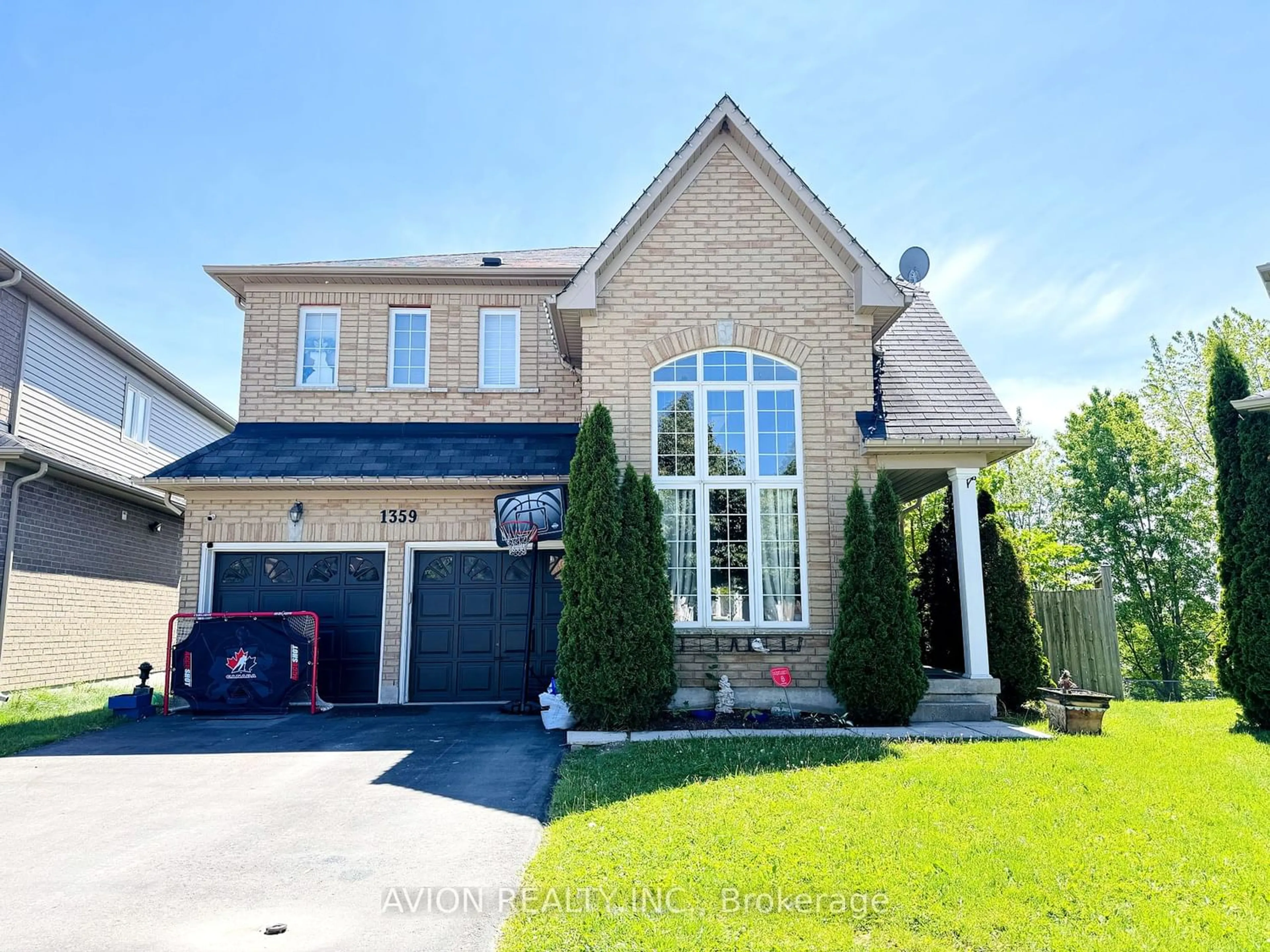 Home with brick exterior material for 1359 Langley Circ, Oshawa Ontario L1K 0E2