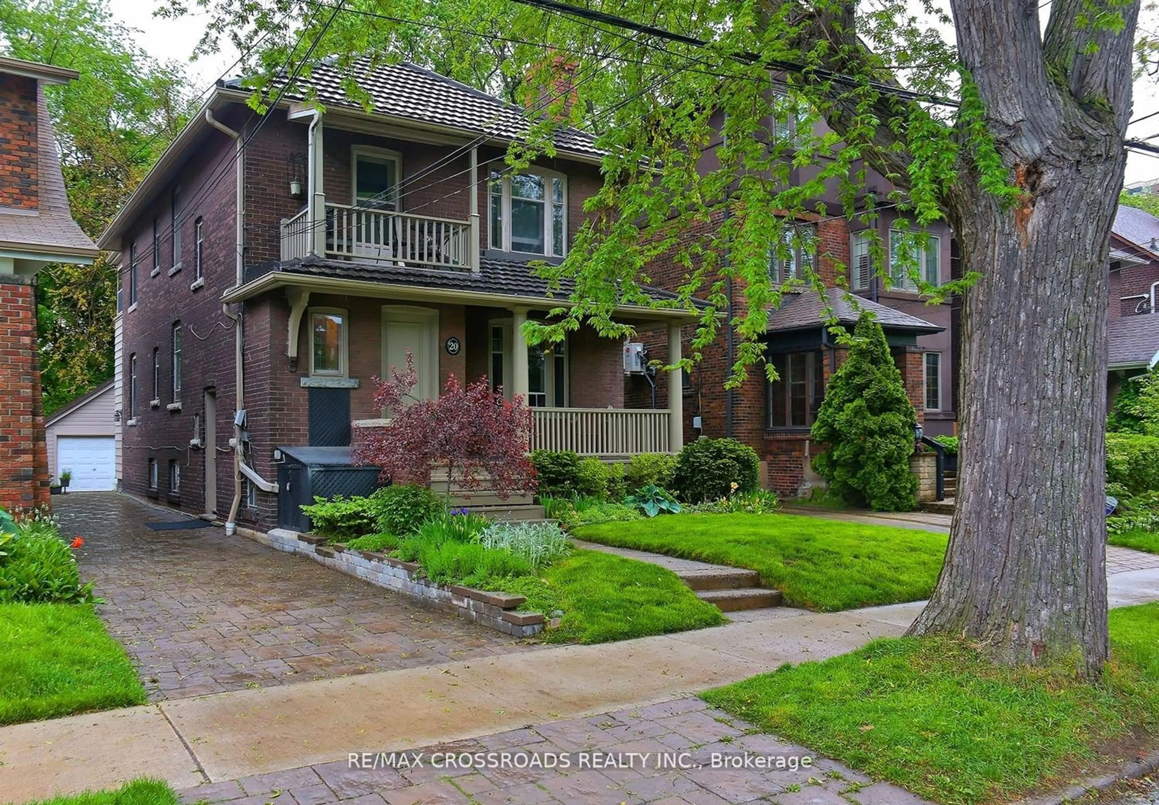 Frontside or backside of a home for 20 Chester Hill Rd, Toronto Ontario M4K 1X3