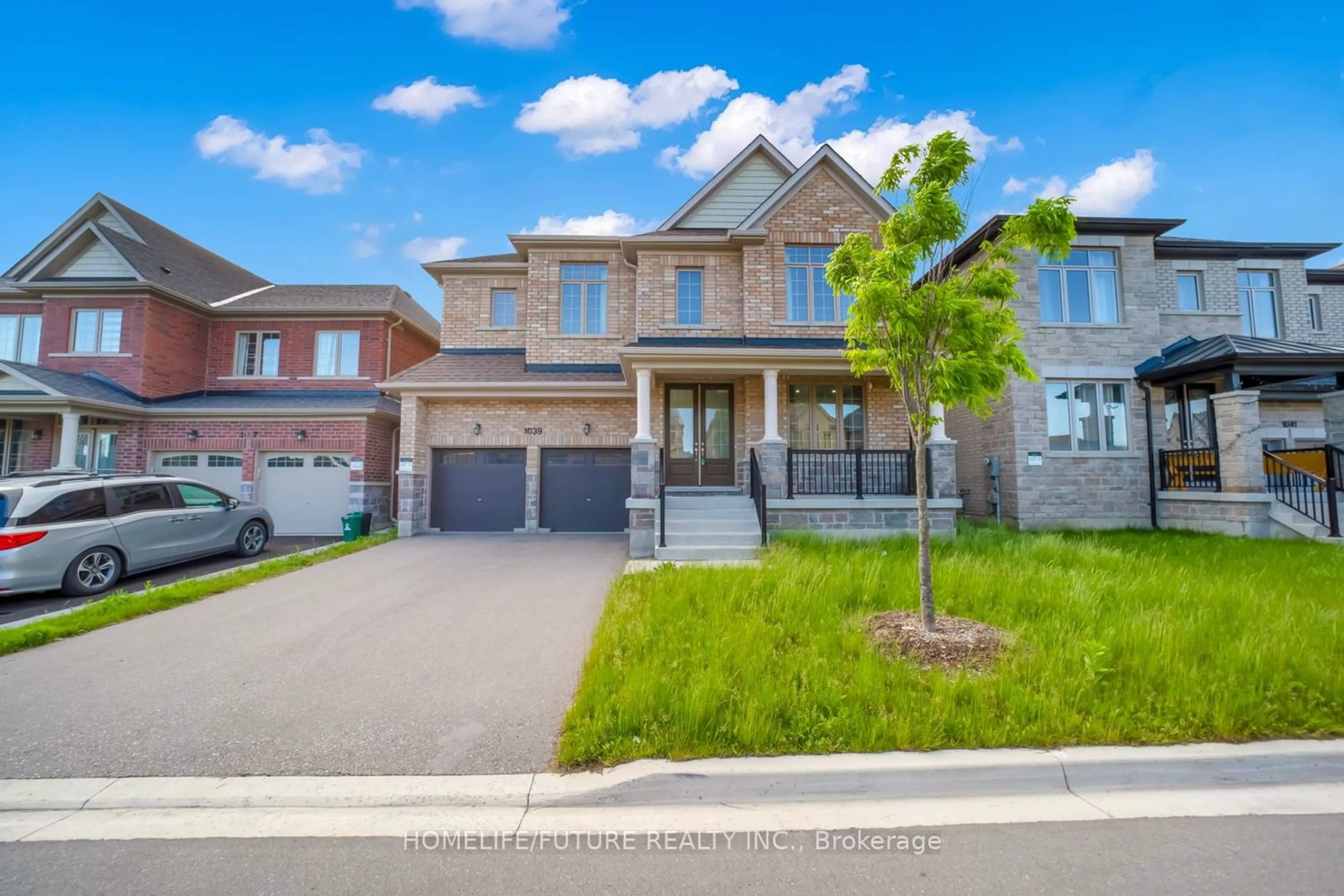 Frontside or backside of a home for 1039 Kingpeak Cres, Pickering Ontario L1X 0H3